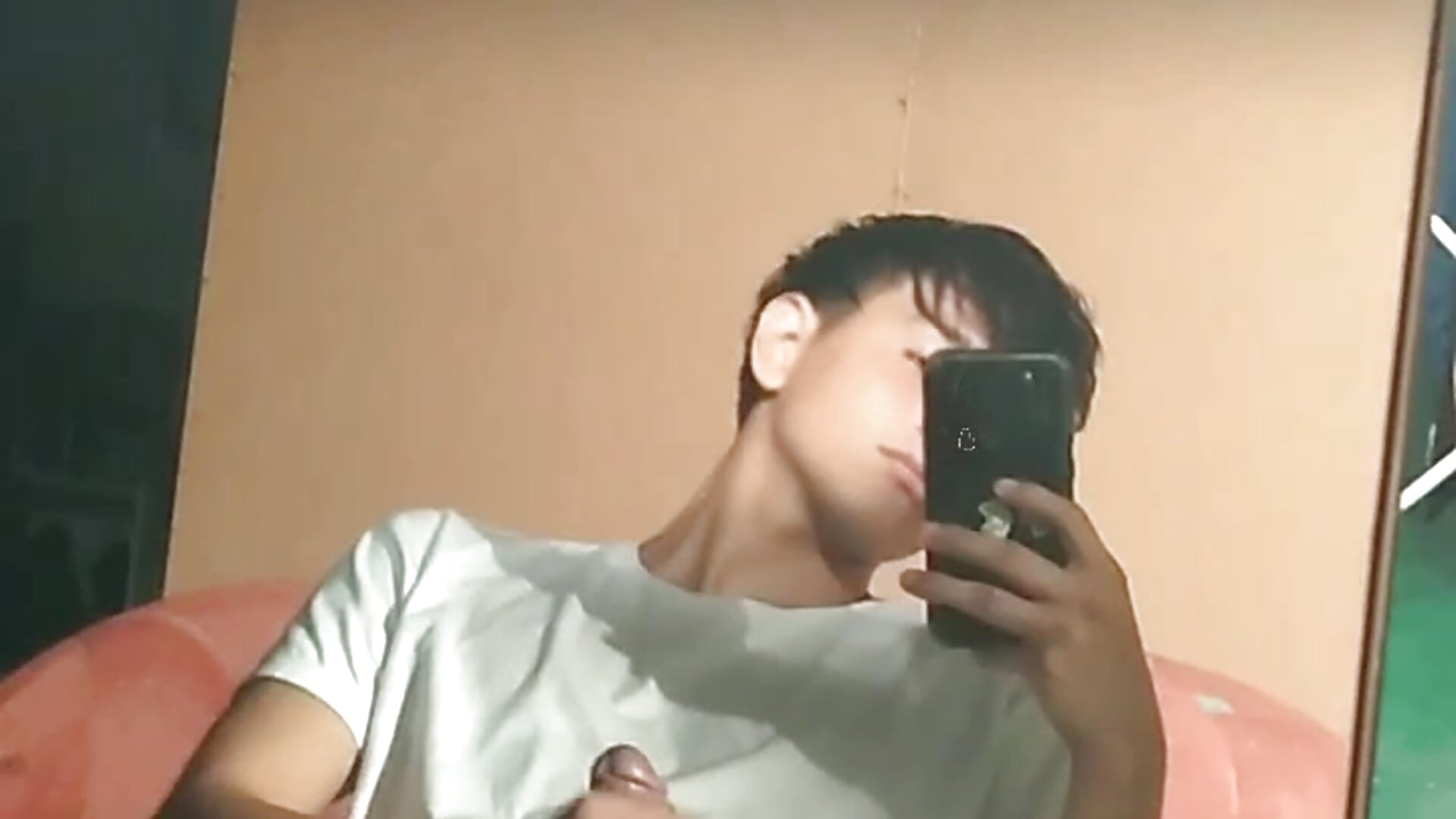 filtered-B2C278D8-6411-4283-B43E-60DE2F3EC1DD - video by crisito- cam model