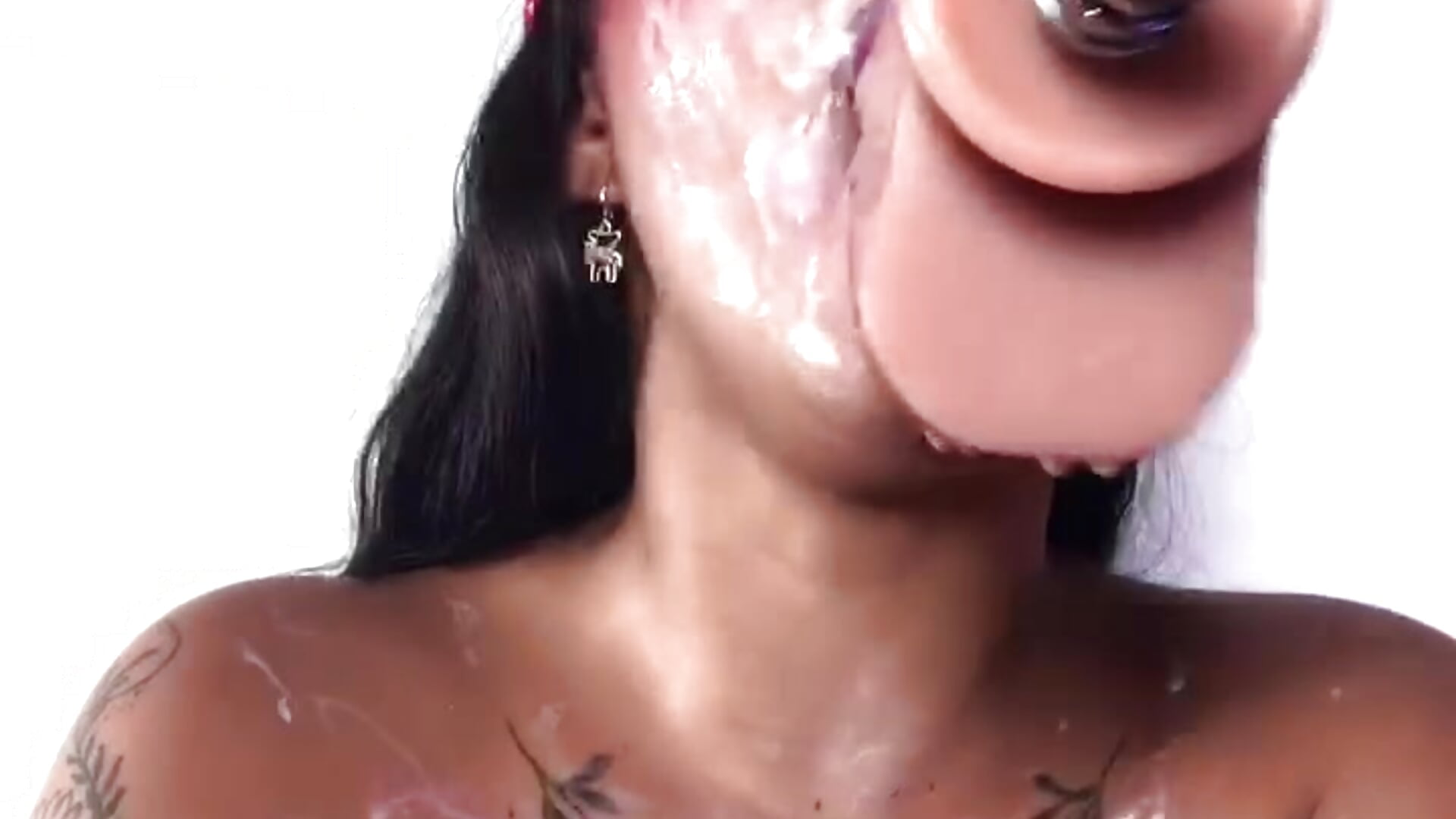 pinch my nipples while i suck u