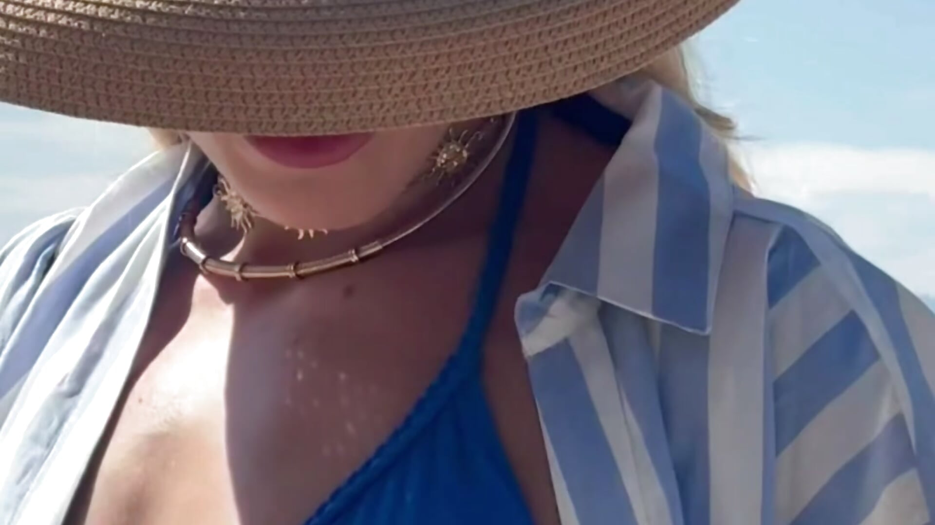 Esse biquíni 🔥 - Vídeo de luanahott, modelo de vídeos