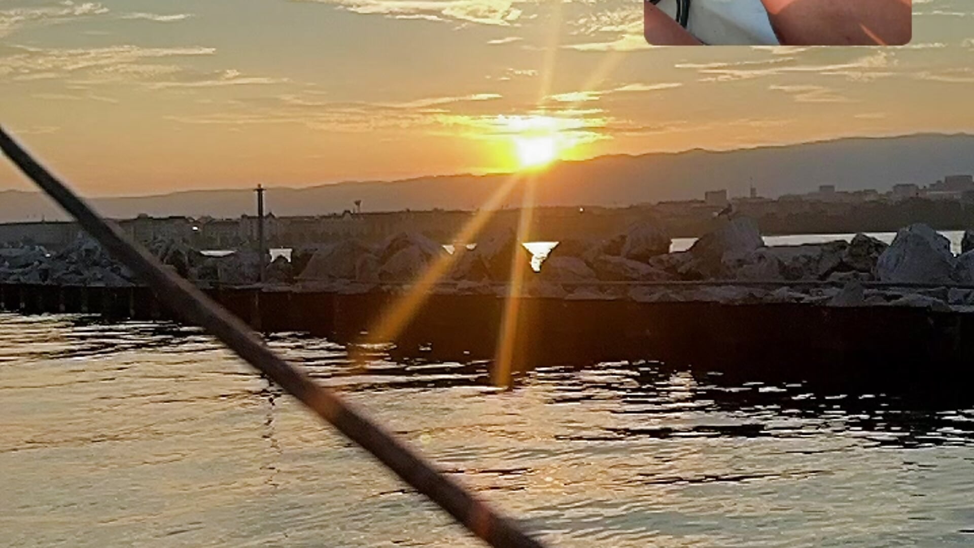 Surest & I– ccamilo-andress kameramodell videója