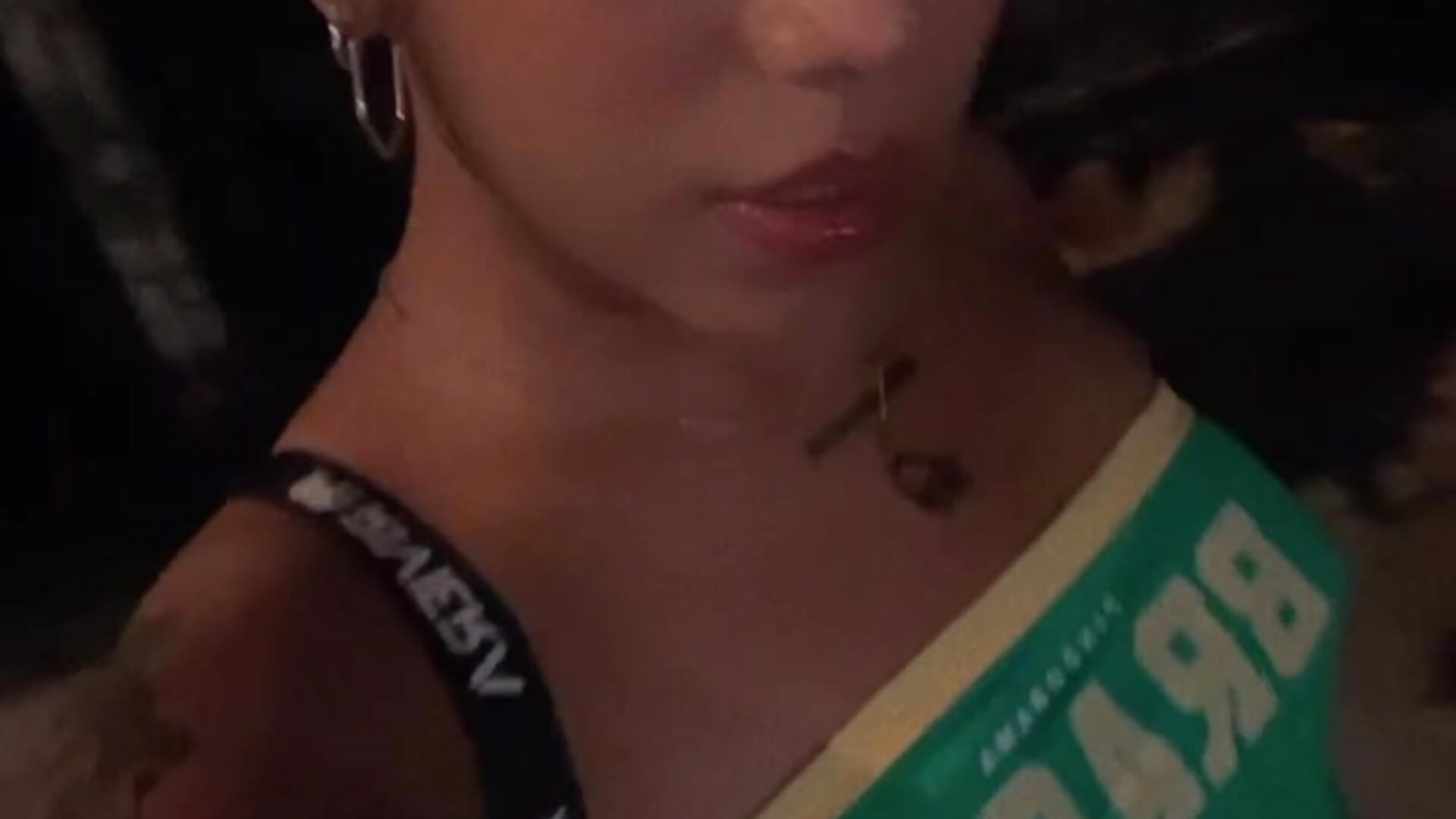 😘😘 – video modela na kameri m1tsur1