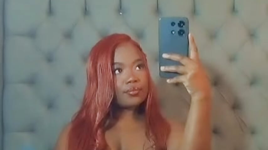 a naked chocolate for you - video by Scarlett_diaz17 cam model