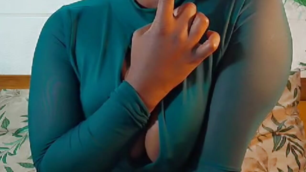 Do you like chocolate in the morning - video by Scarlett_diaz17 cam model