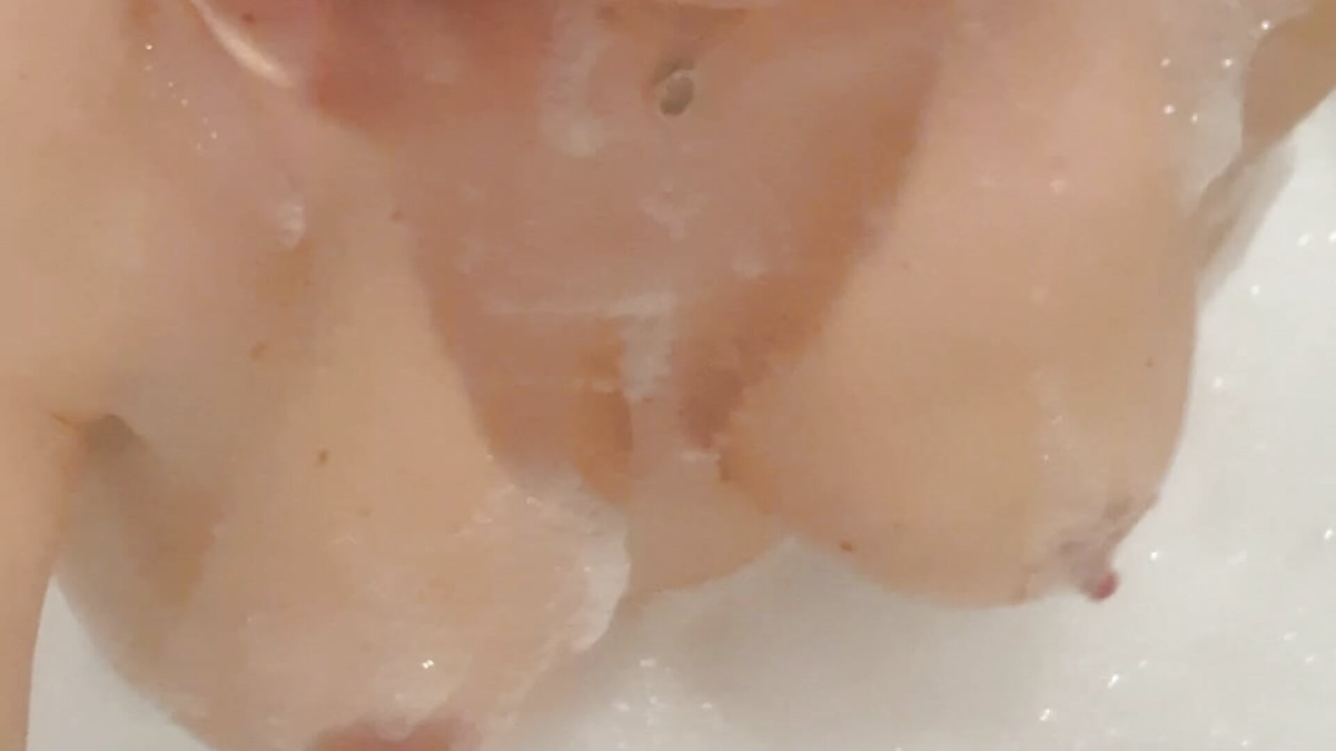 I love wet and foamy...