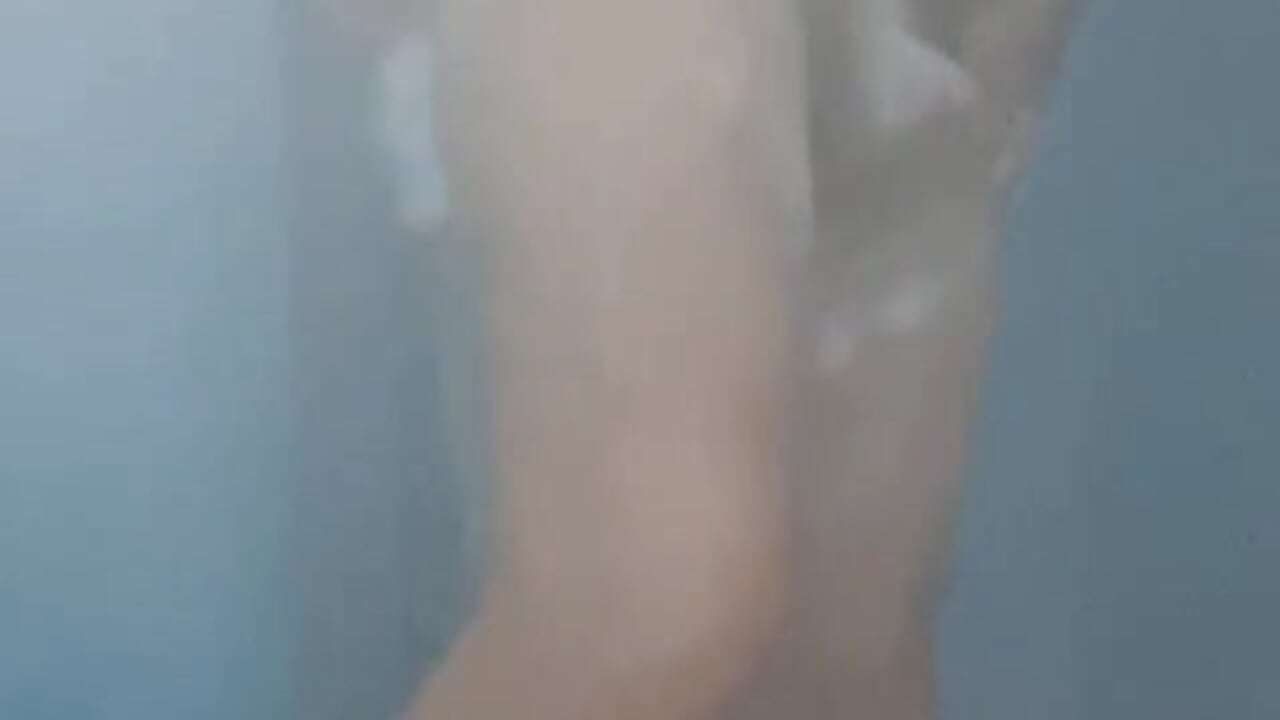 Una rica ducha - video van Ketoman cam-model