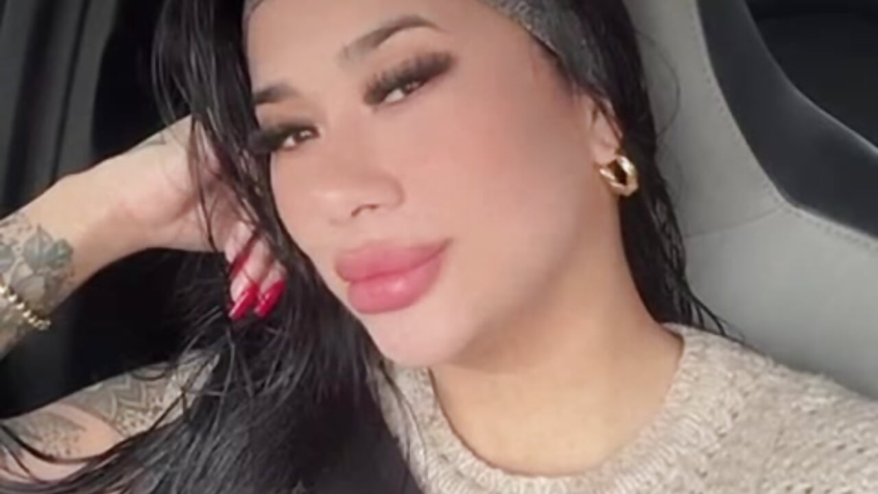 I'm back guys, good morning 💗 - video by kiim_taaylor cam model