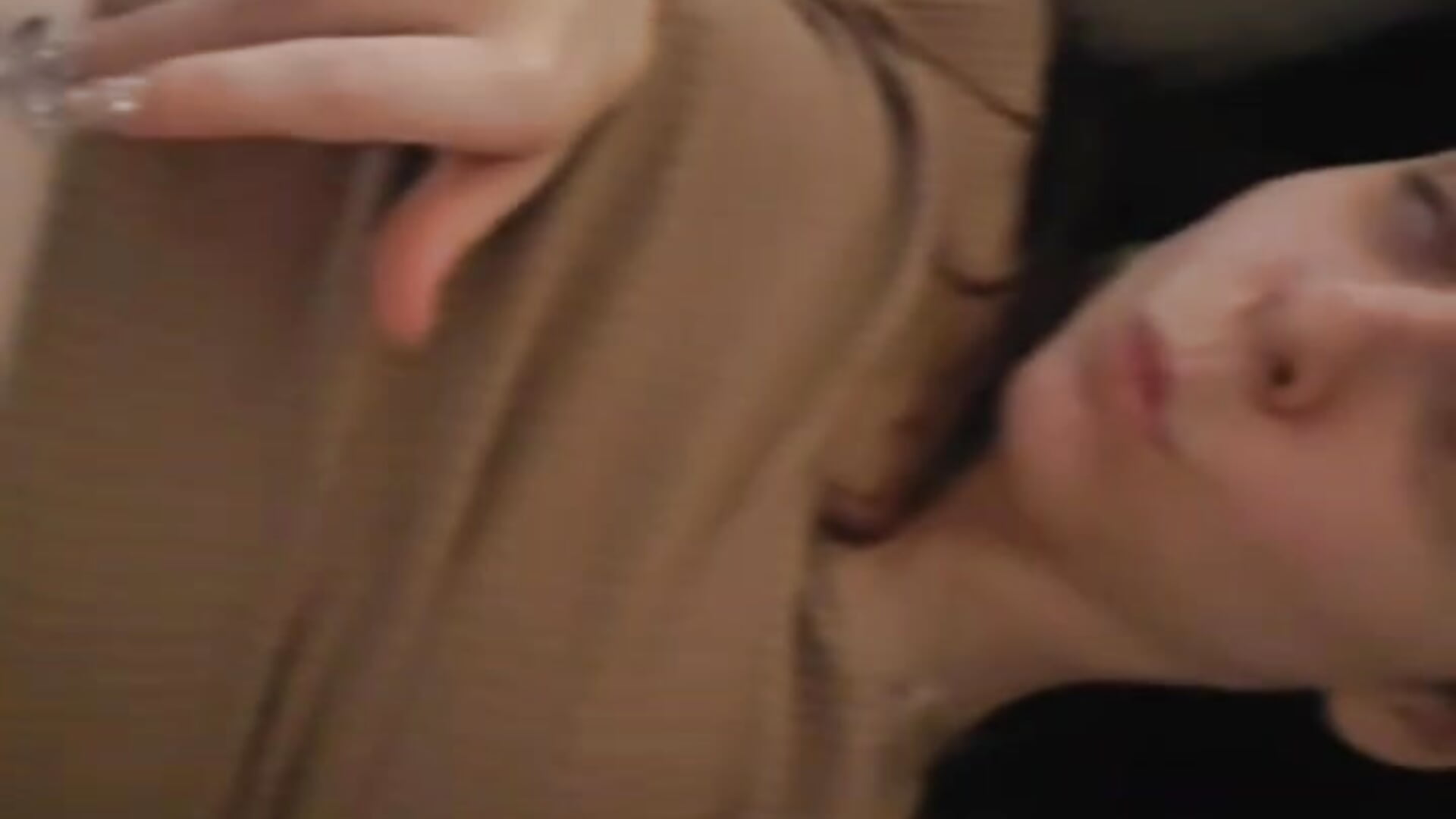 Rose`s beautiful body - video by GenovesDi cam model