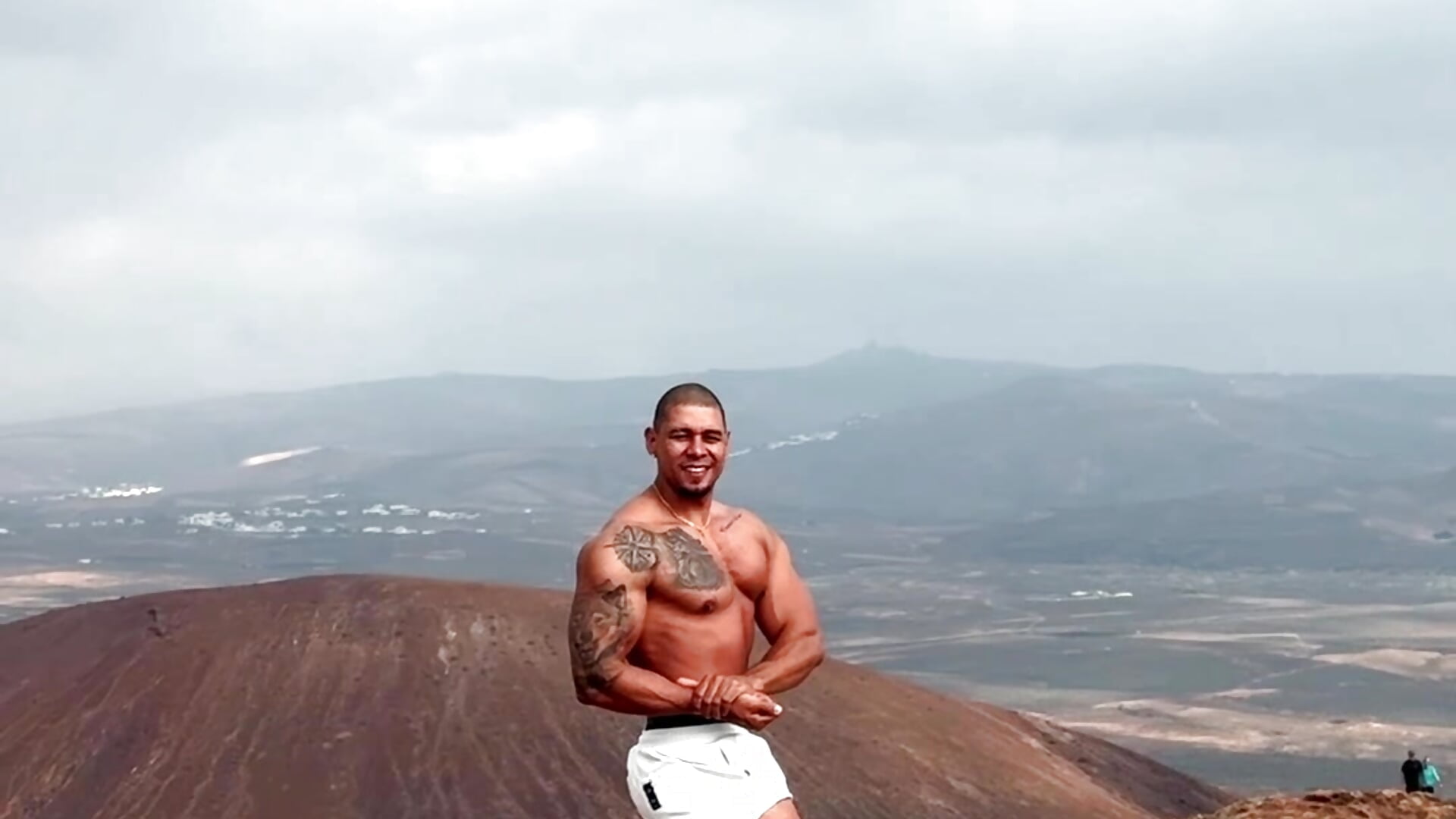 Good day– MassimoWalton2 kameramodell videója