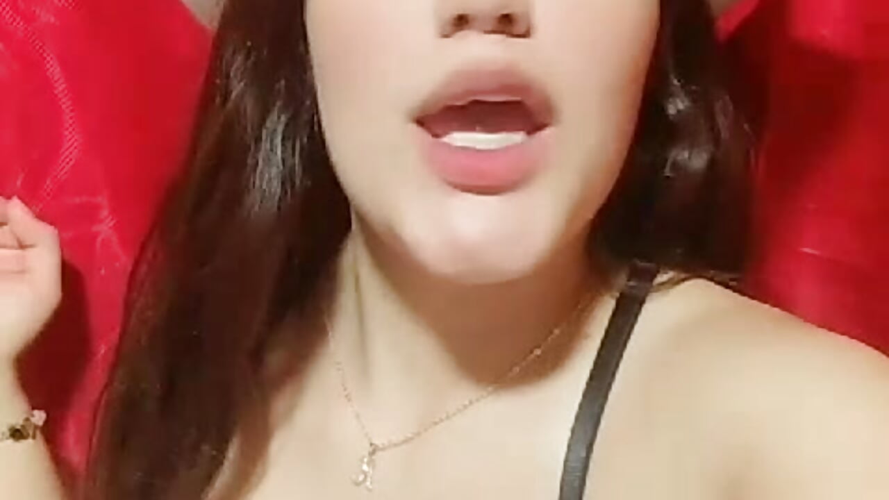 I singer🎶🎵 - video by Isshtar_ds cam model