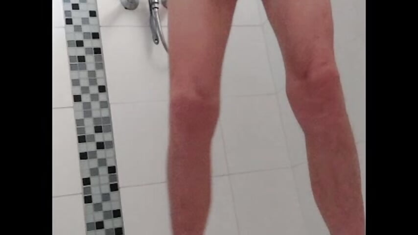 intro shower - video by smalldick7cm cam model