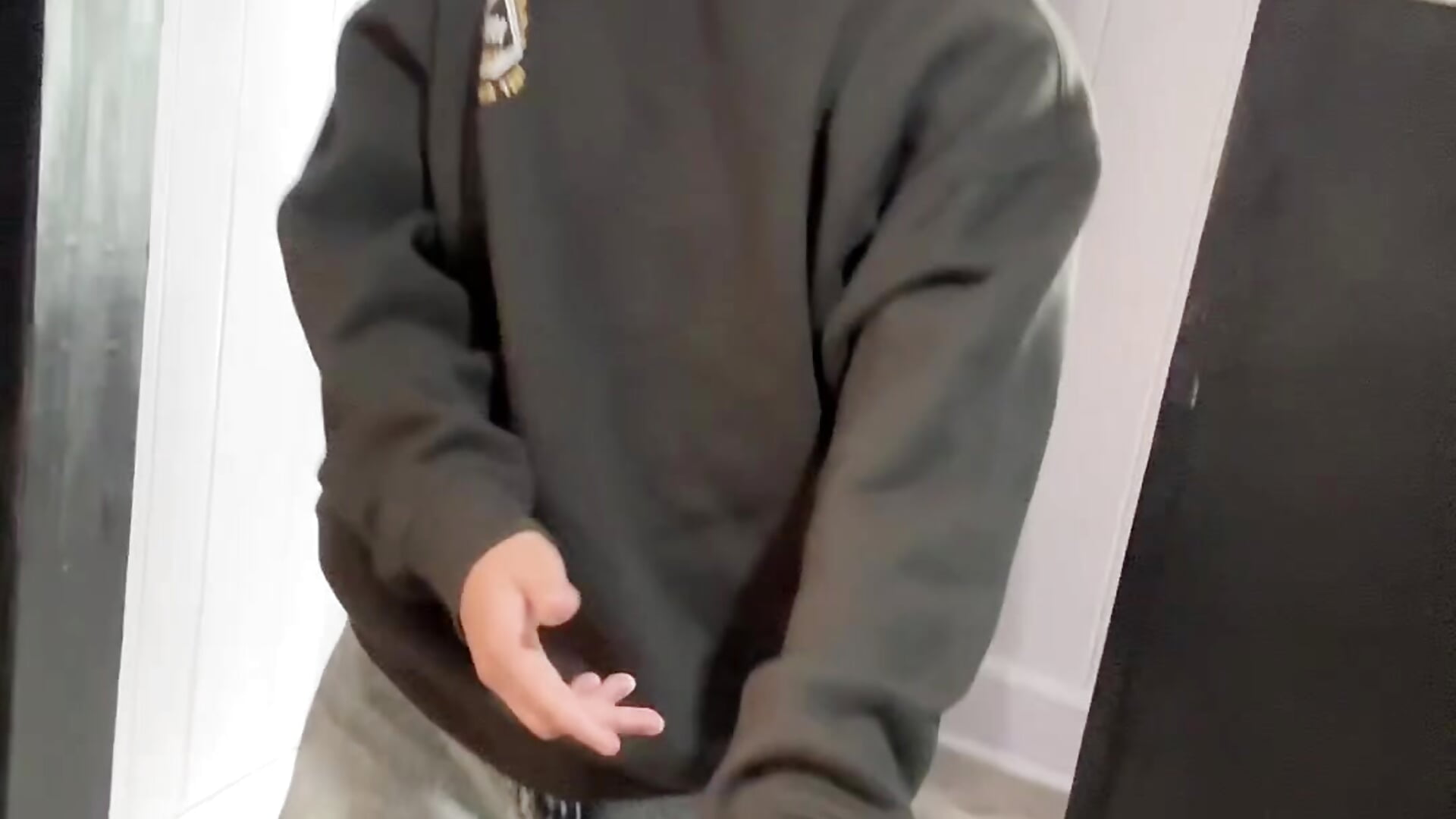 495682b53aef49a98d23fd4f6941111c - video by Bryan290 cam model