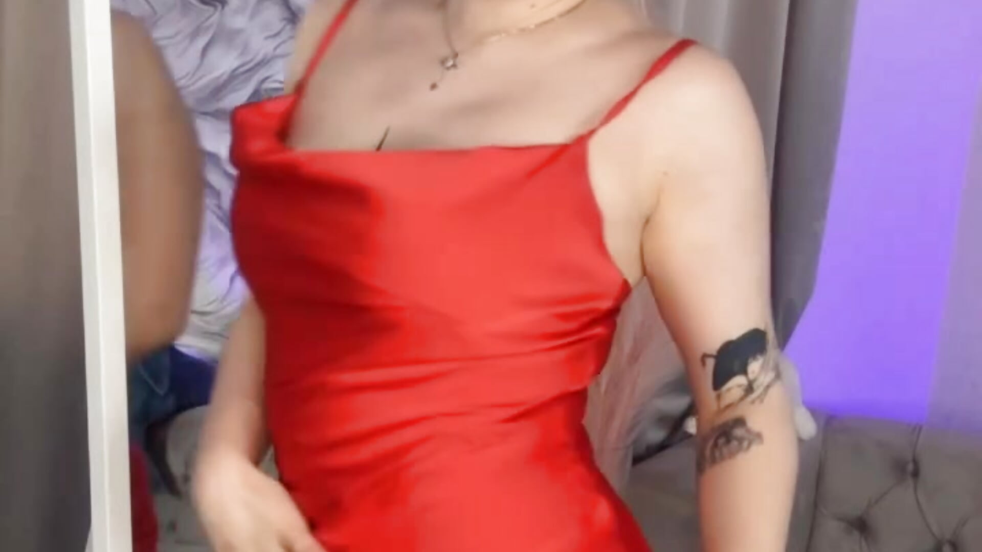 IMG_6534 – видео вебкам-модели Essie_Fanning