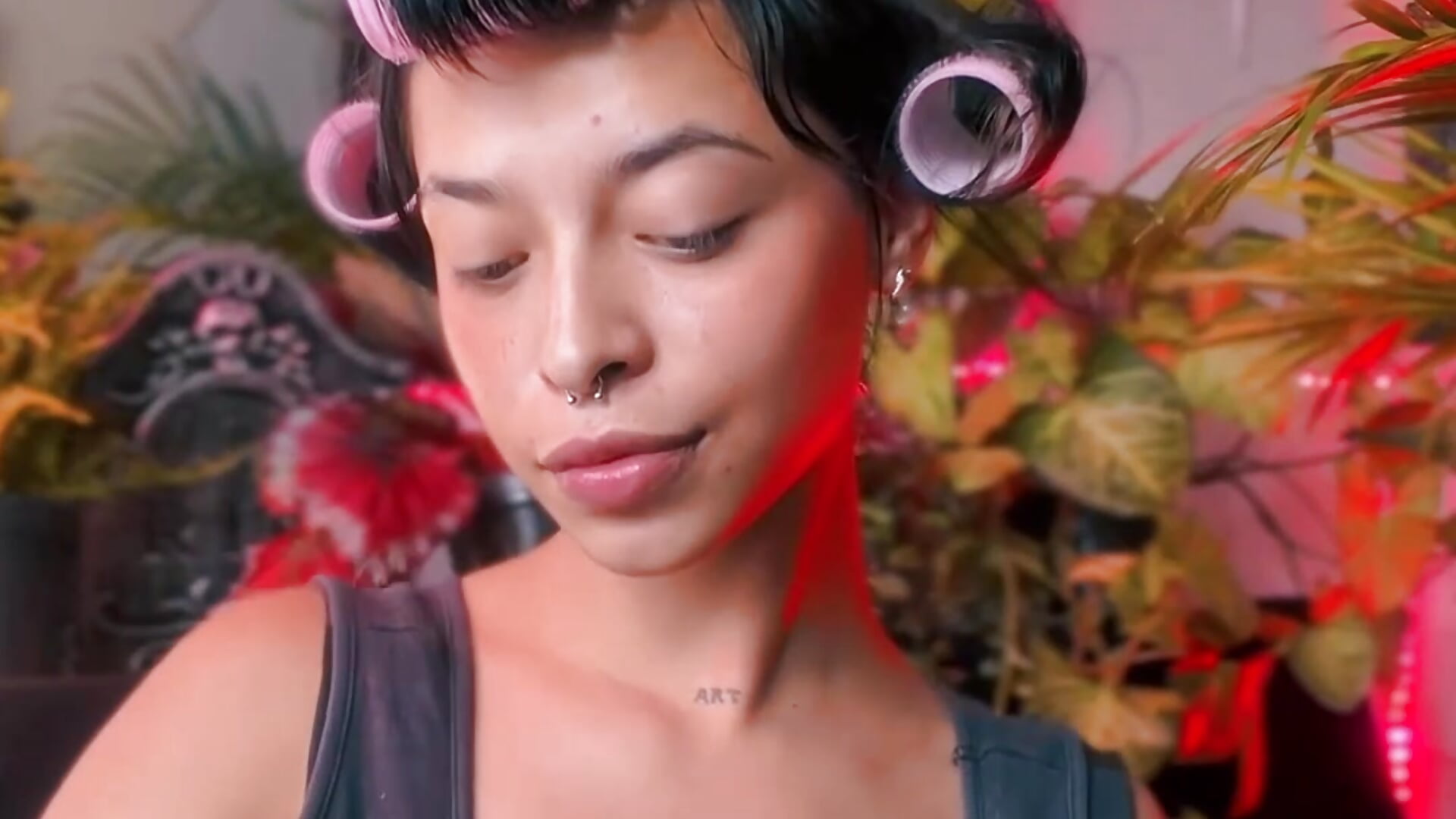 Soy tu chica mala favorita dueña y ama de ese cum 🤭💦 - video by Kitty_arts cam model