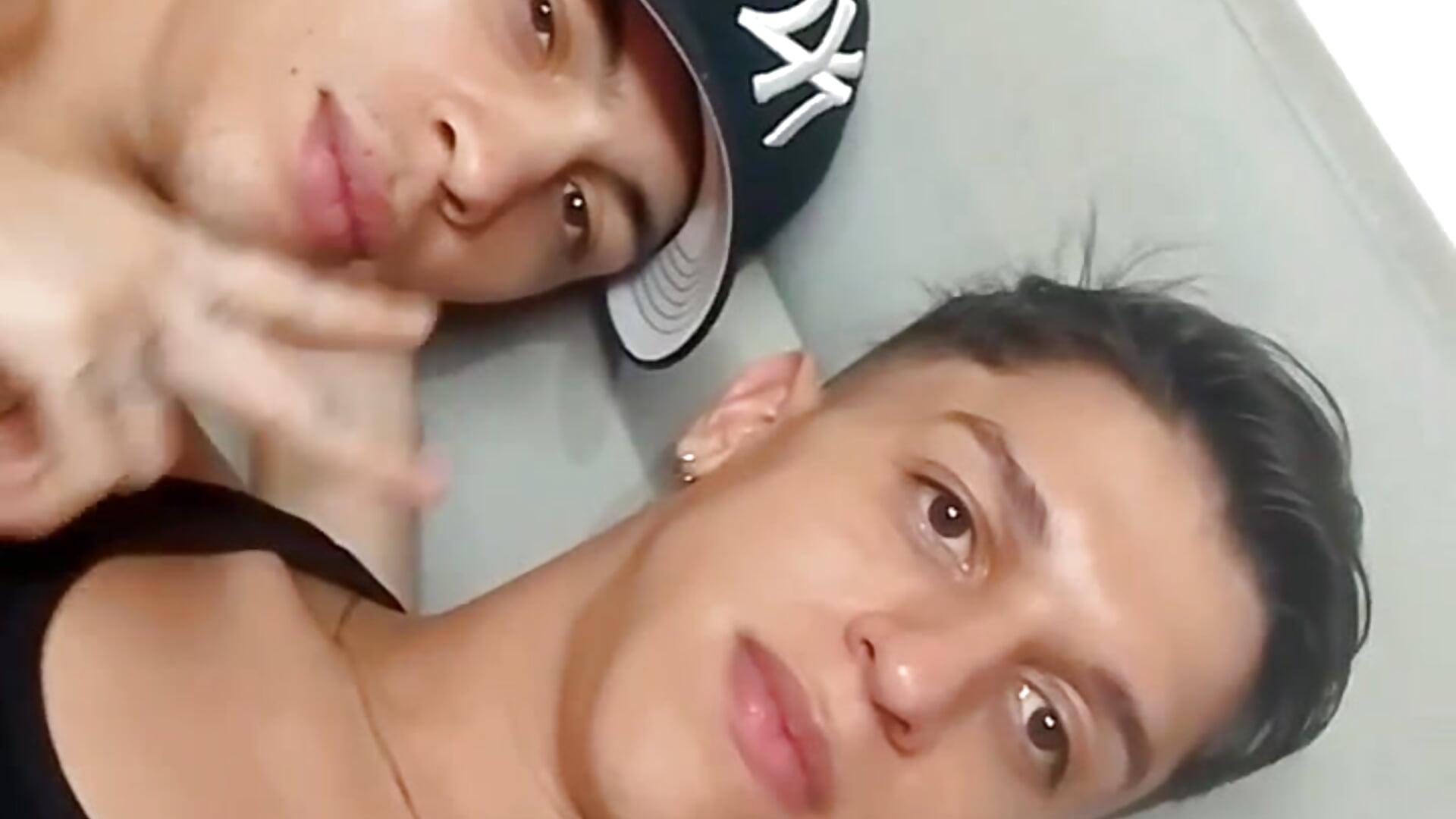 Guys - فيديو من hot_guys7 موديل الكام