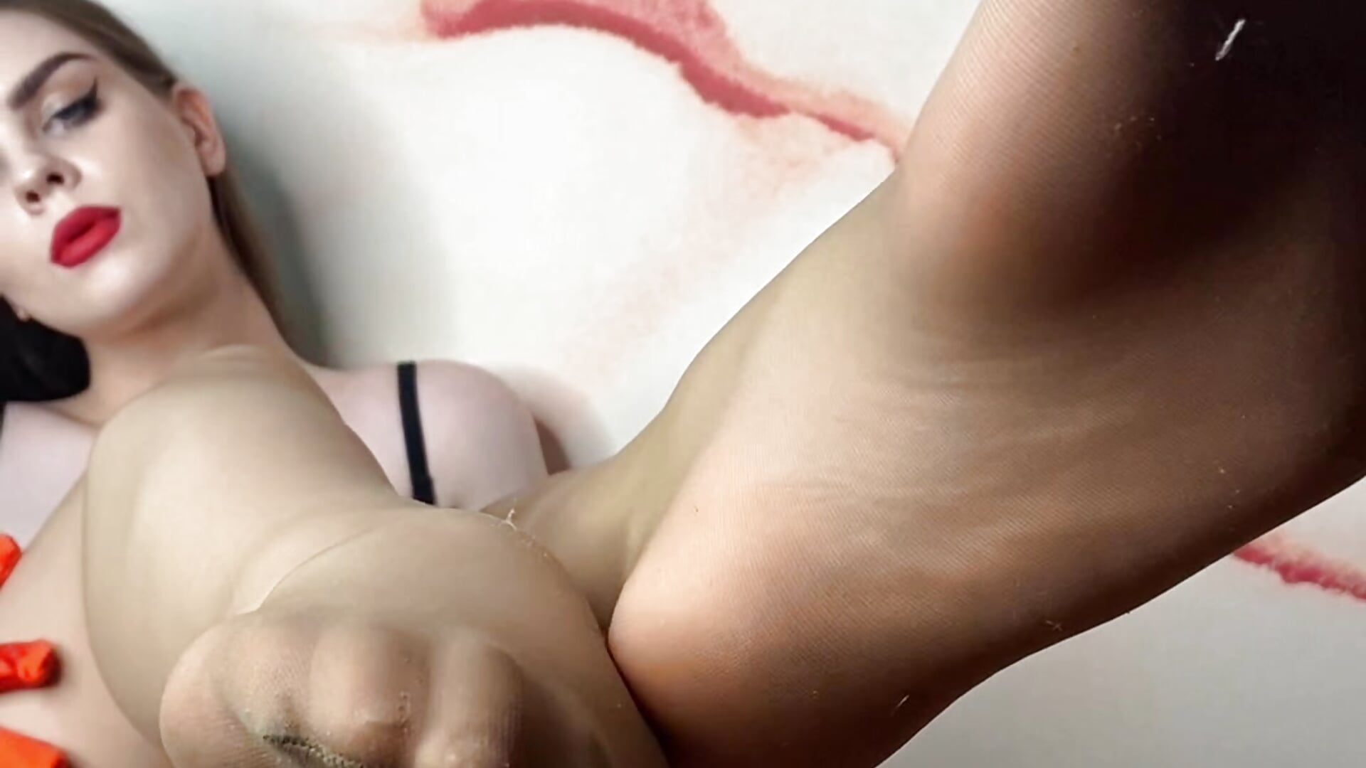 🥰 - video by ErlineDashow cam model