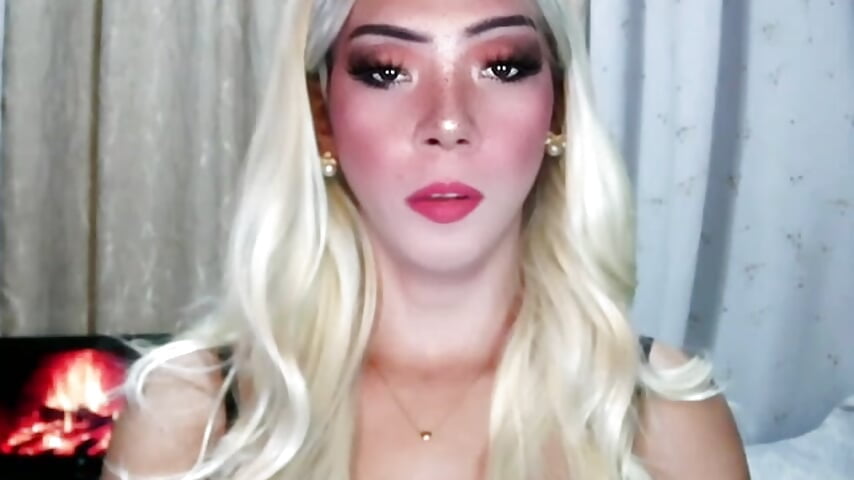 [16 Mar 05:18] Public Show - فيديو من Jvuymae موديل الكام