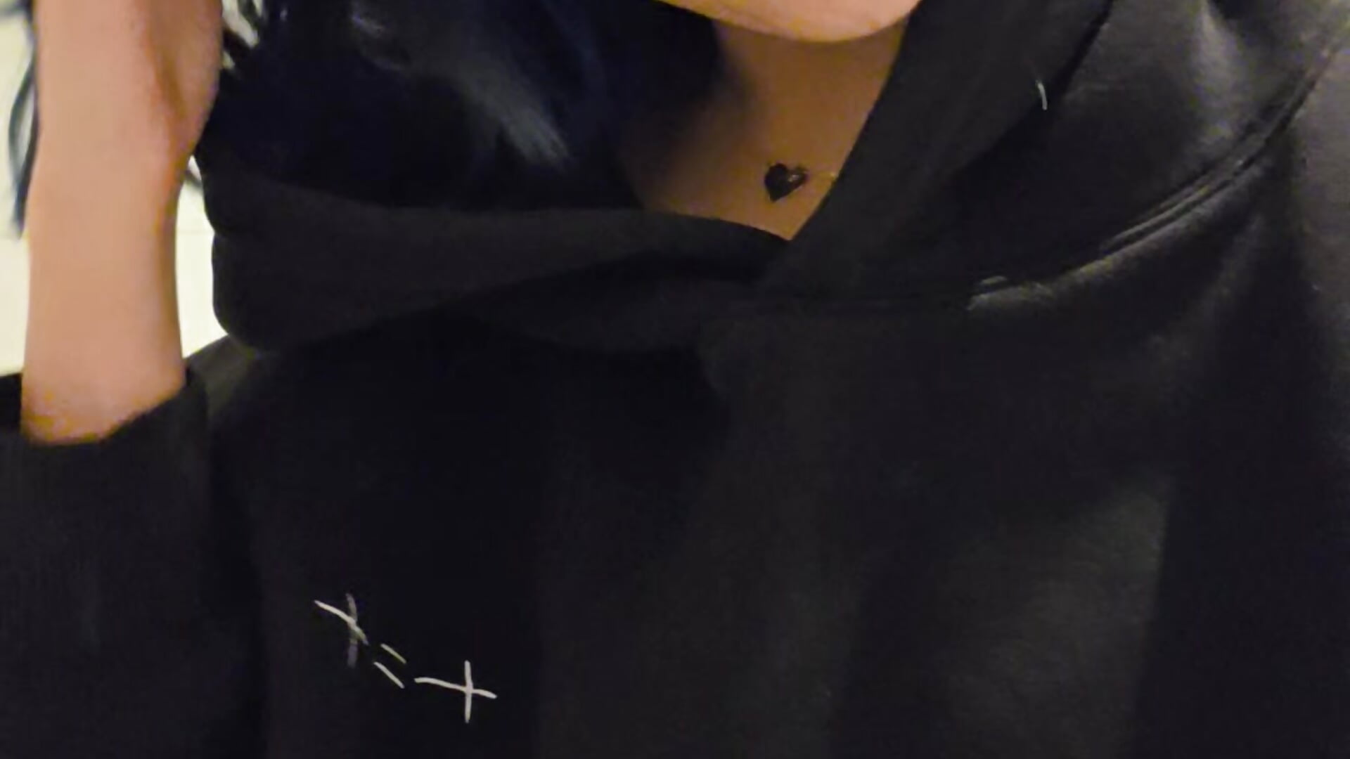 Lets go - فيديو من LisandreLaVenale موديل الكام