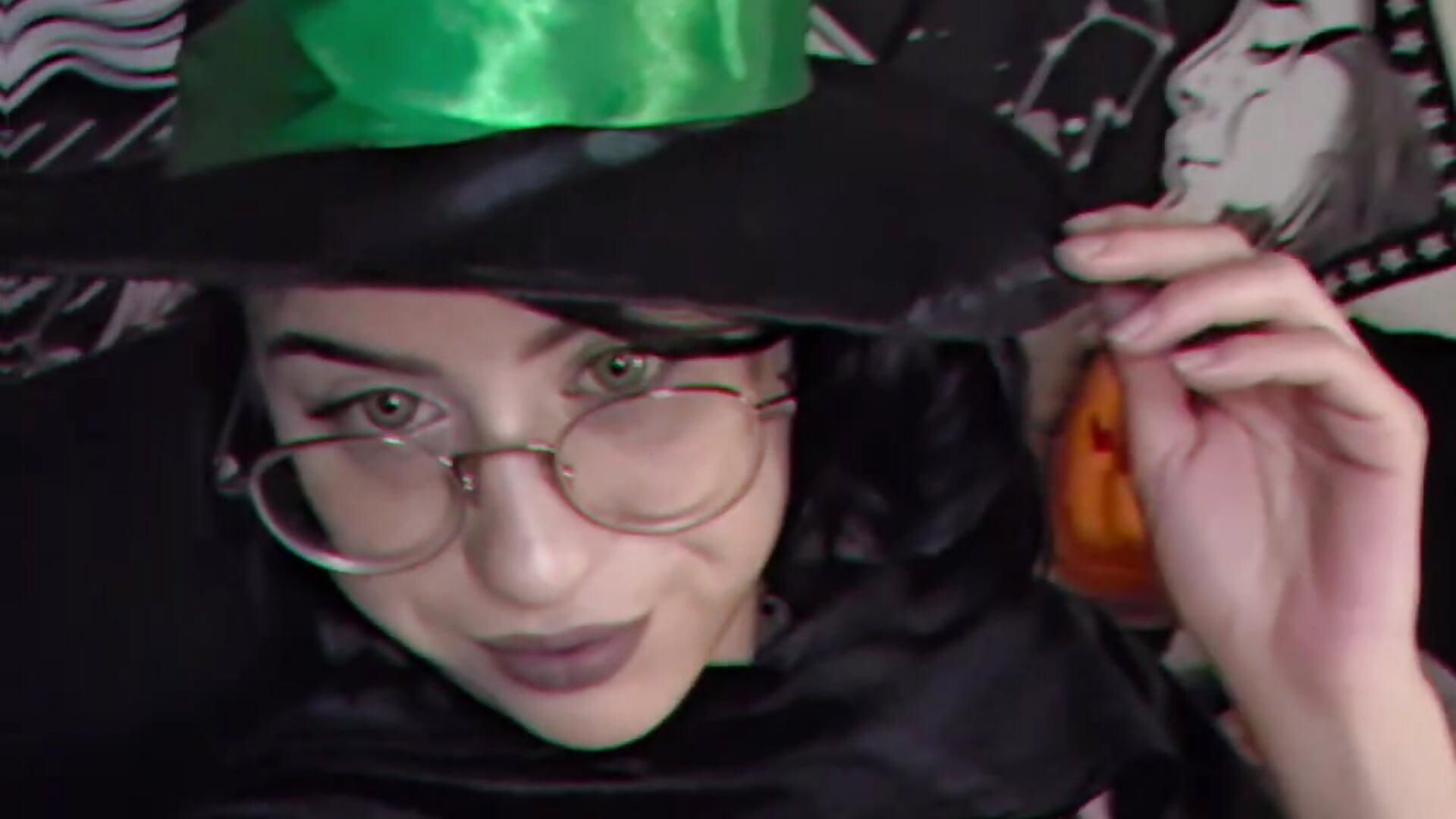 Halloween 2025 - video by LisandreLaVenale cam model