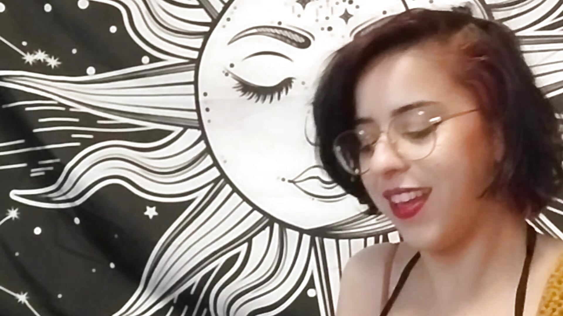 Unboxing - video by LisandreLaVenale cam model