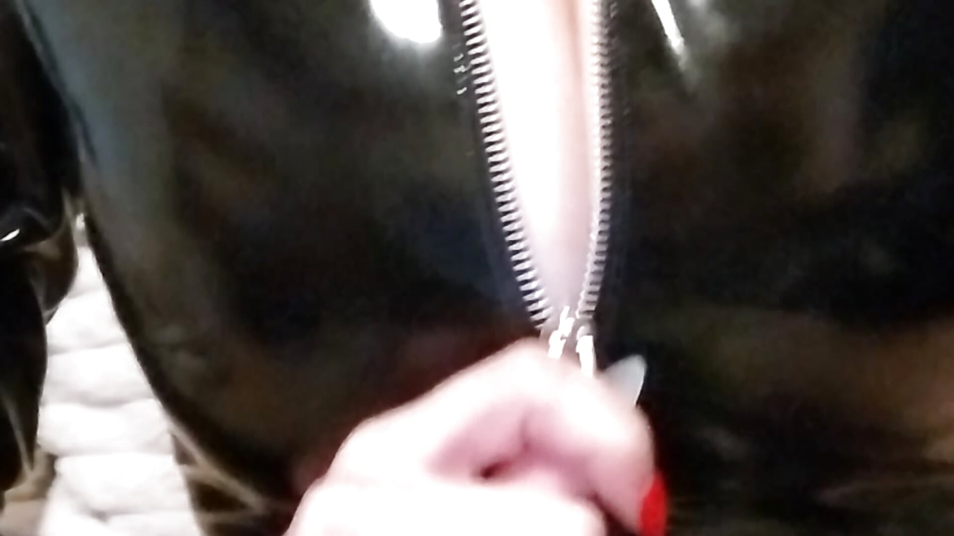 Wataaaaa ! 🍒🖤 - video by LisandreLaVenale cam model