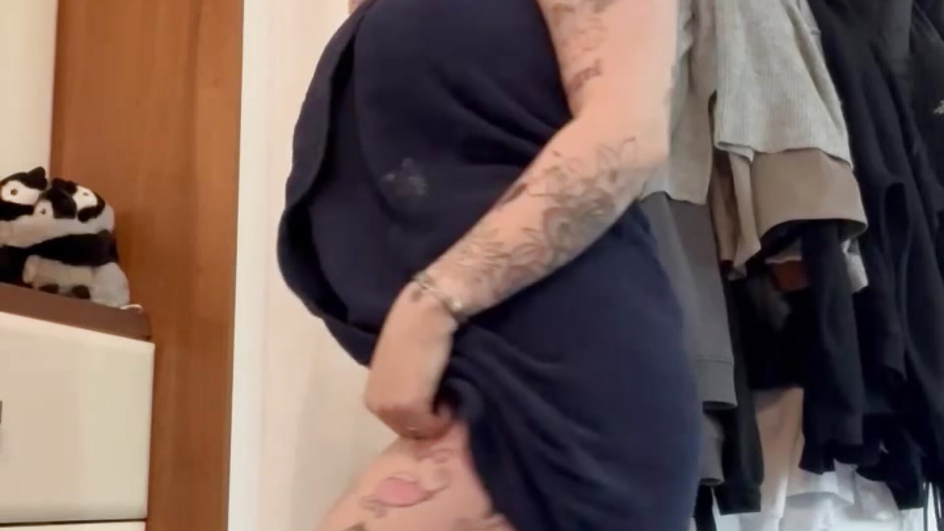 Towel Strip Tease 👀