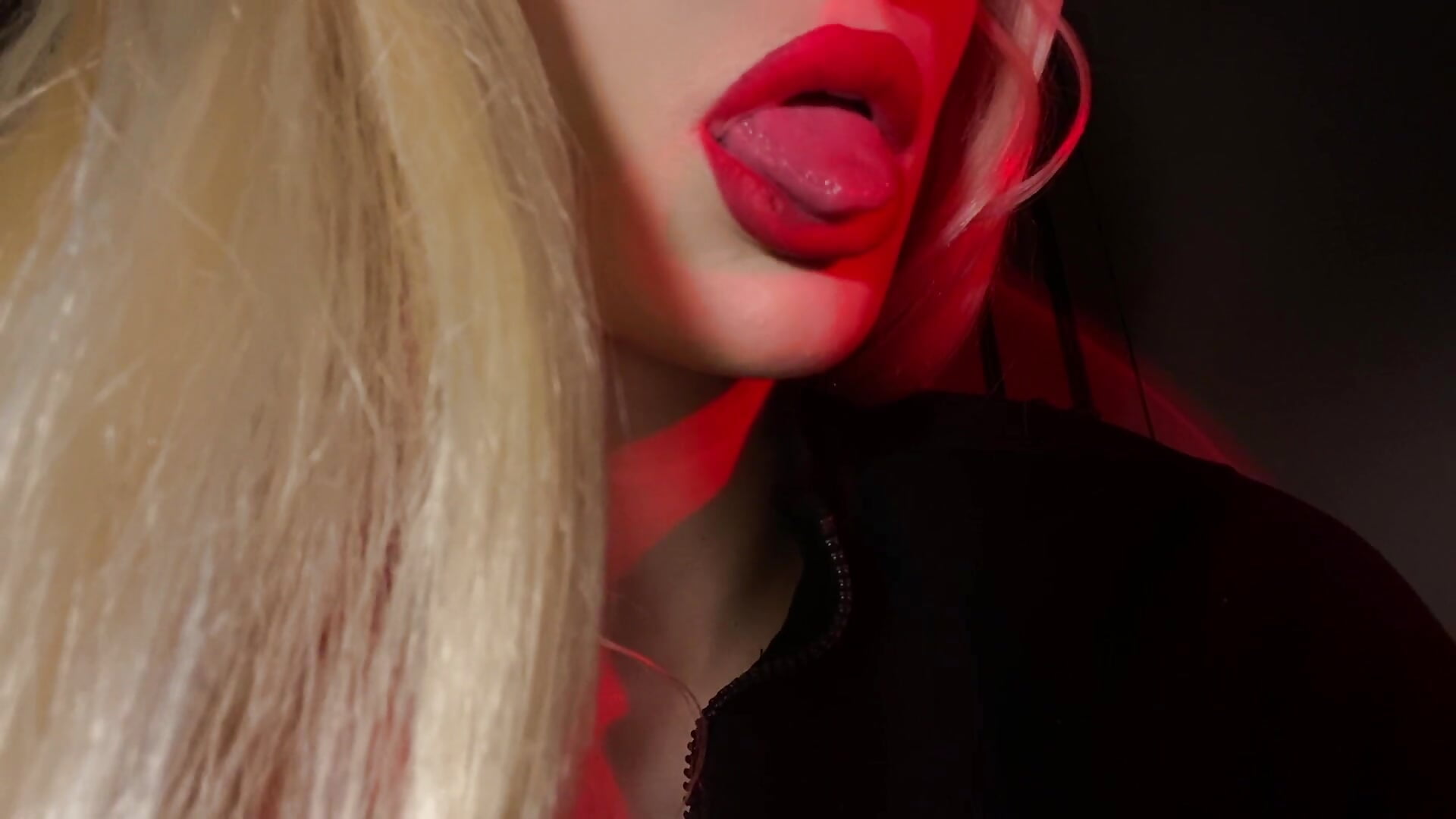 SEXY LICK