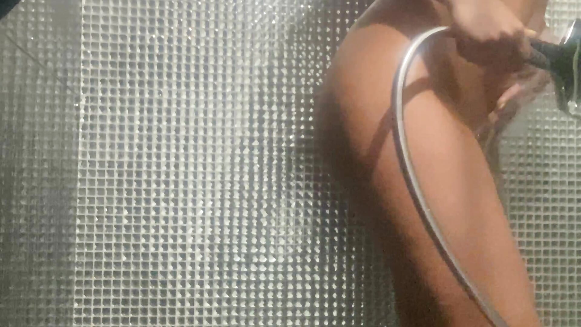 Shower with me😏 - video od modelky/modela SarahLynz