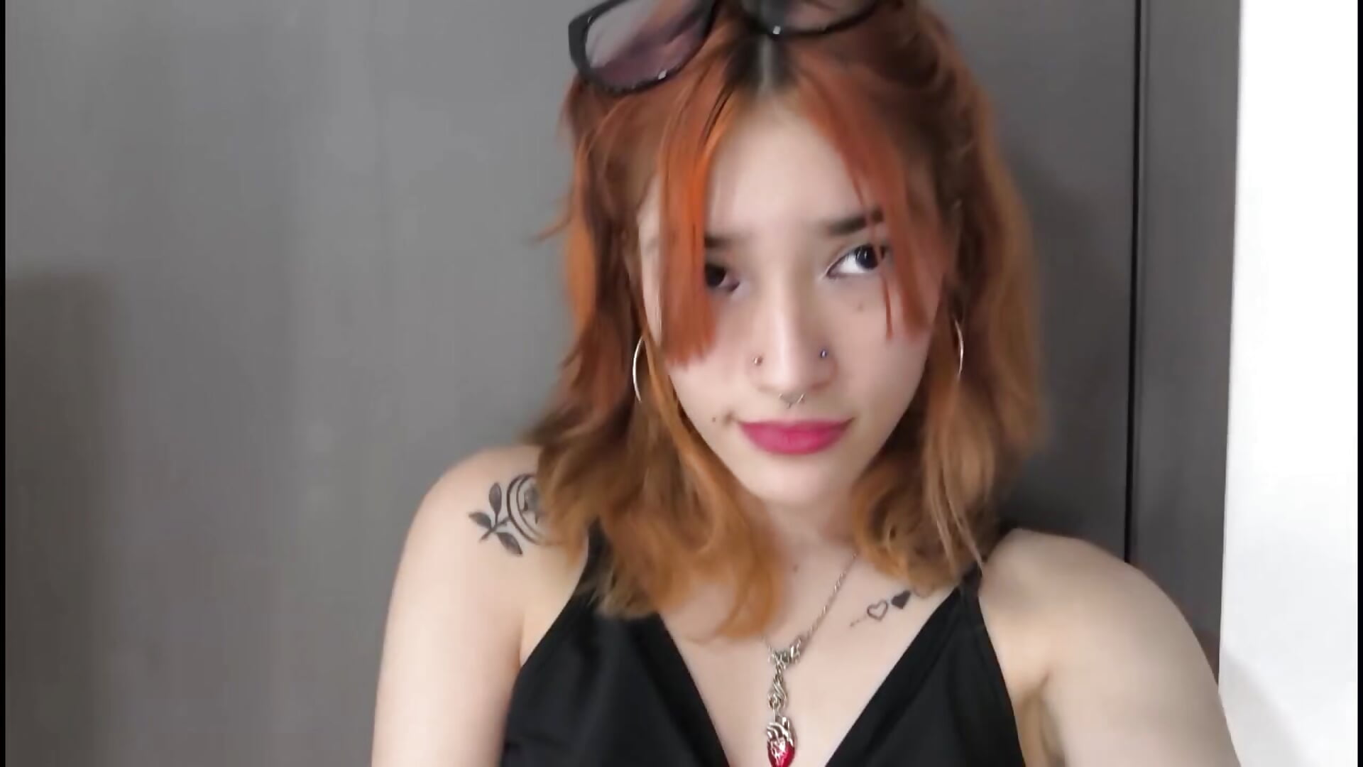 just me - video av AlliciaKim cam model