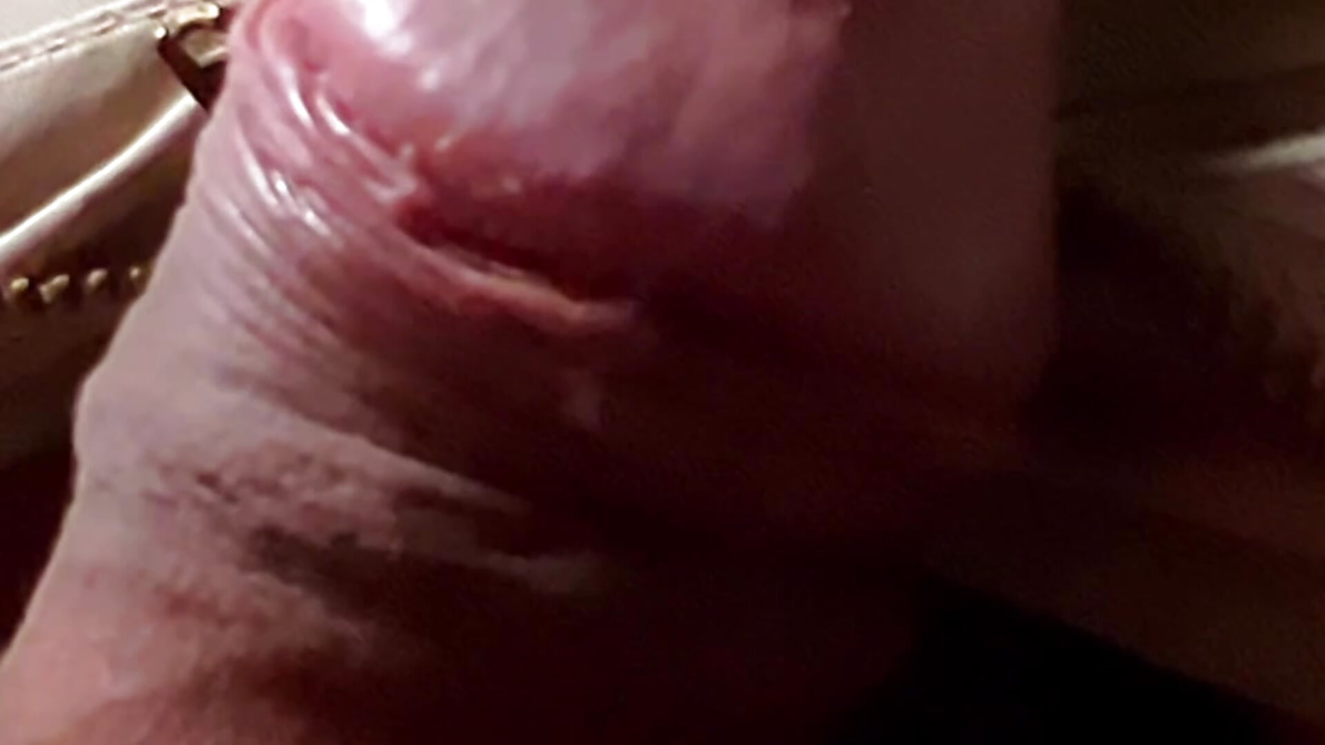 🤤💦 El ahora duerme😏 lo queres despertar? - video by victorxxx2401 cam model