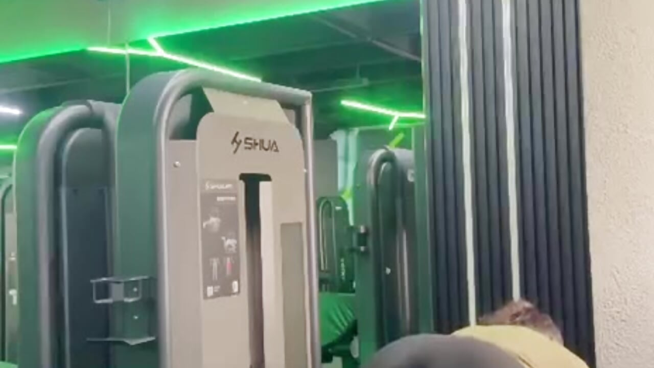 Working hard at the gym 🔥