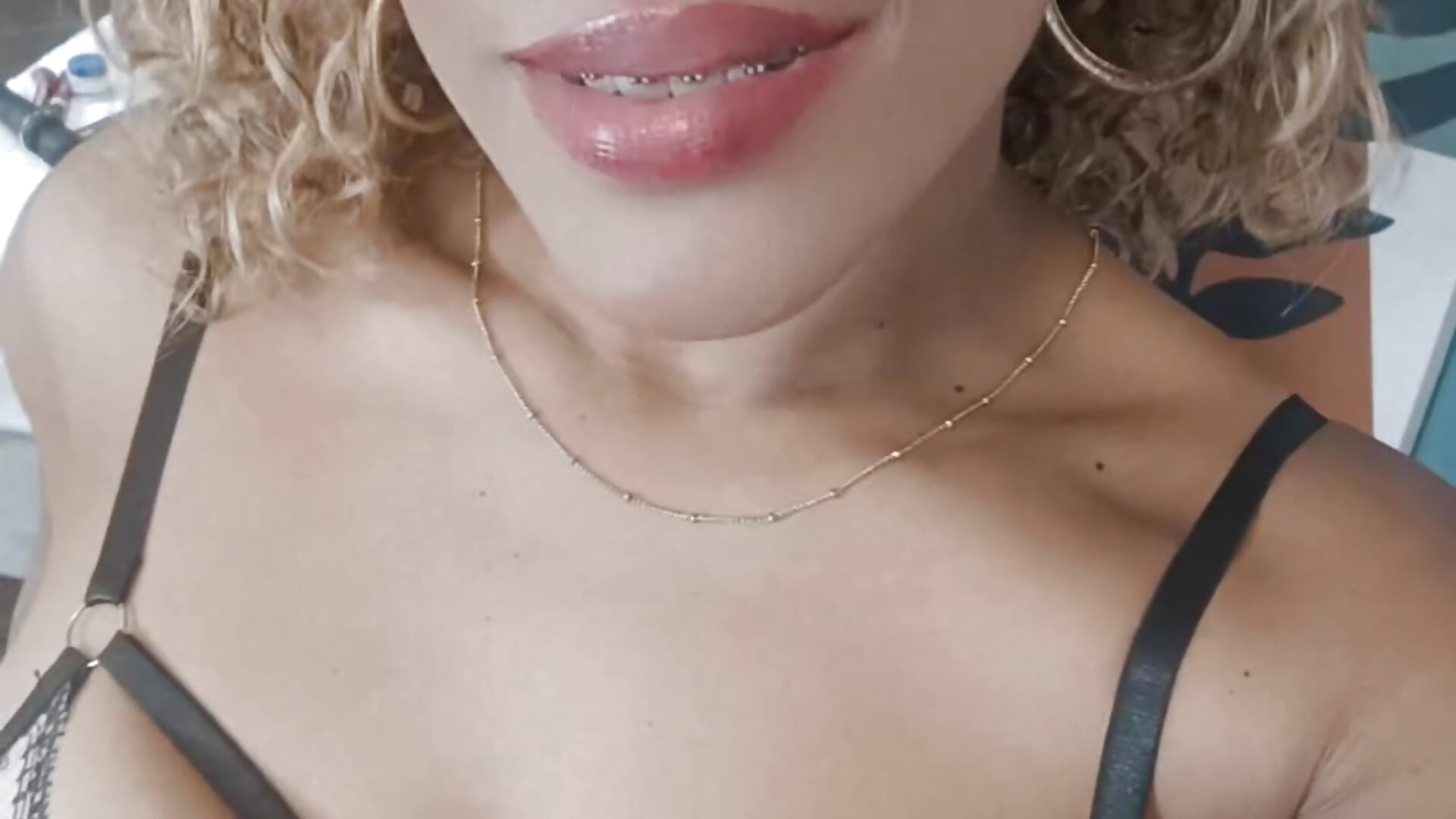 Do You accompany me? 😌🫦💎 - vídeo de Lana-Gross modelo de câmara