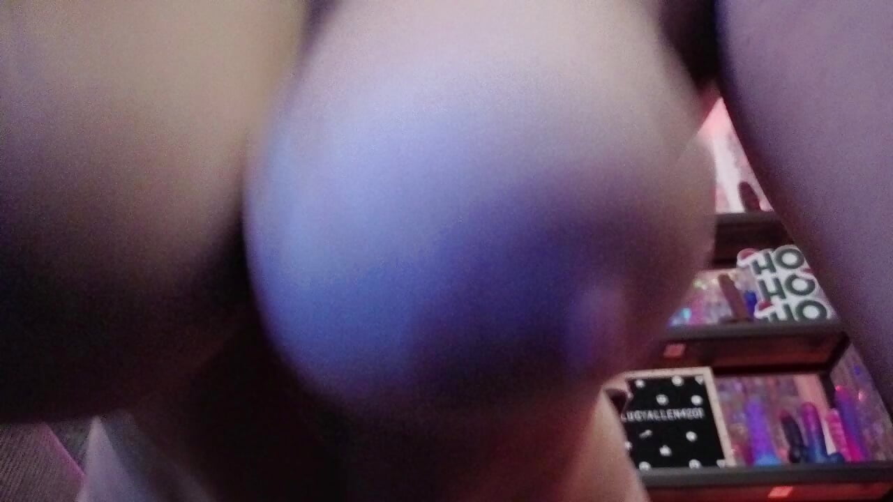 TITS BOUNCING RIGHT IN YOUR FACEEEE