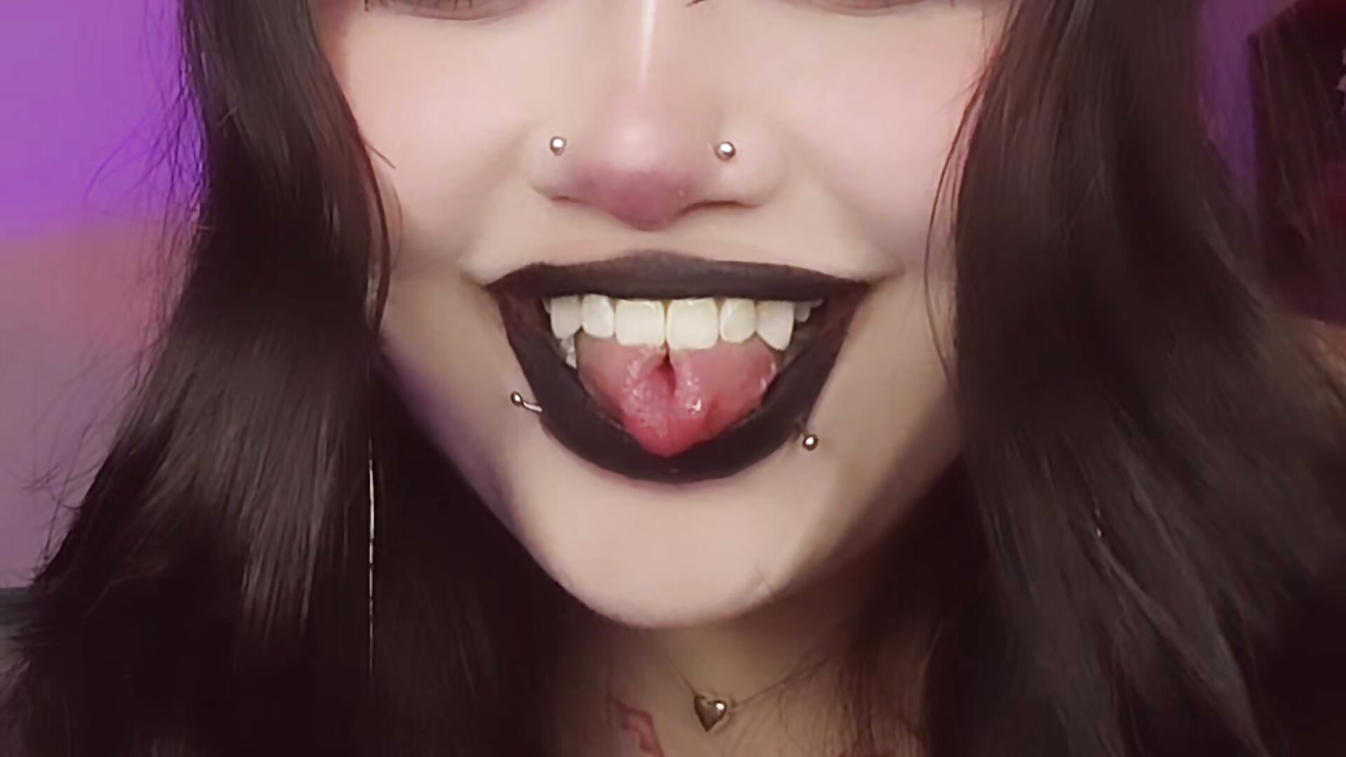 Split Tongue! - vídeo de Goth_Stein modelo de câmara