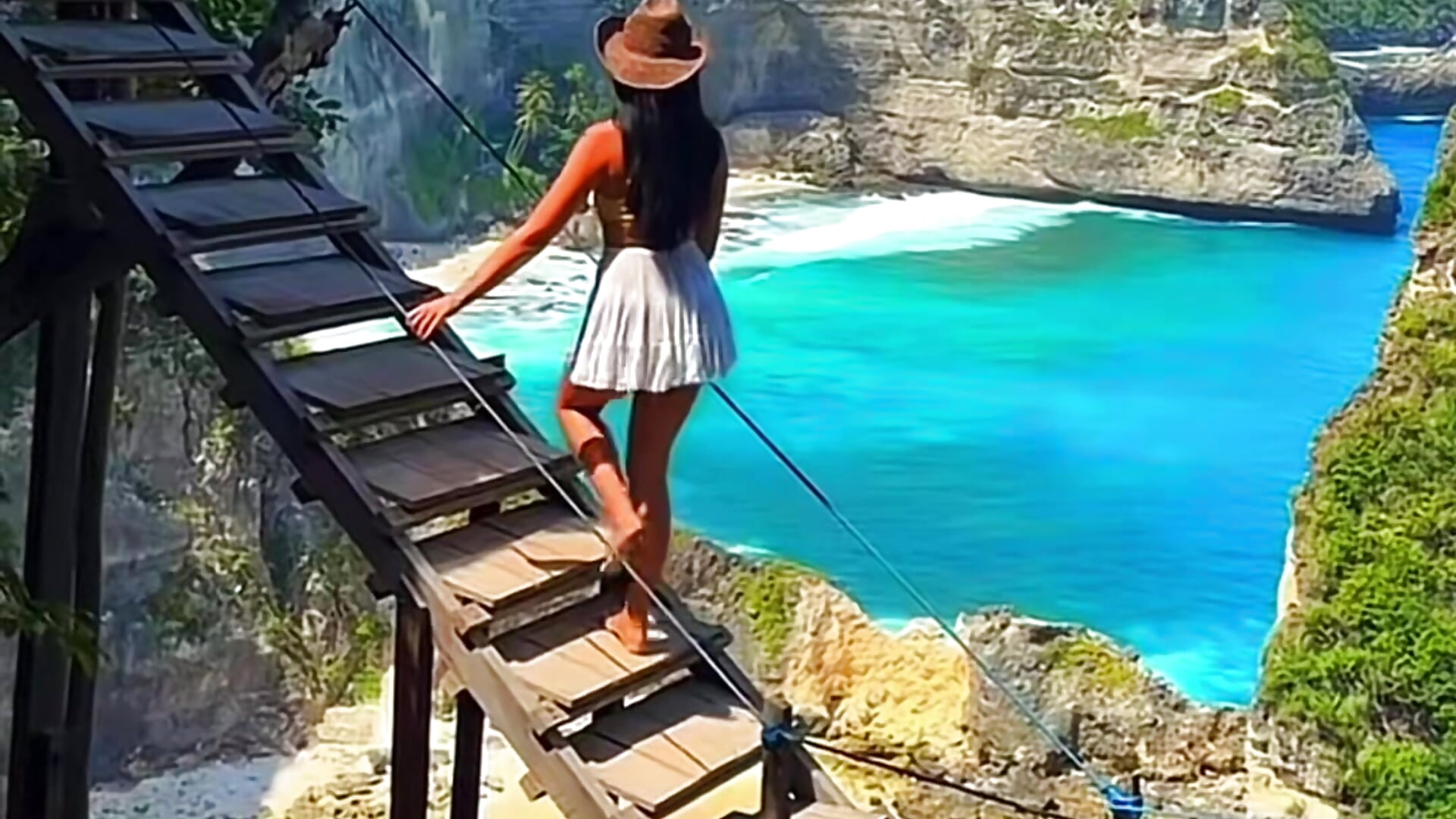 🏝️🏝️ - video by GiuliaHarvey cam model