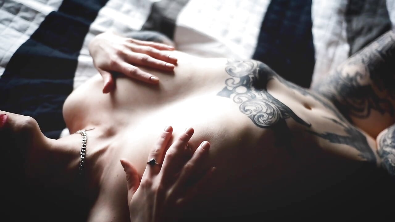 InShot_20240312_225105250 - video by Devil_s_bride cam model