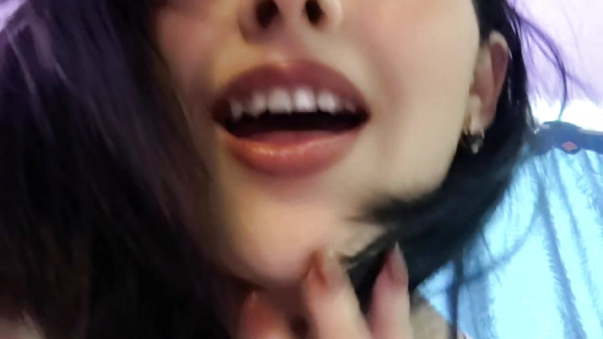 Use me 🔥 - video by emily_leinner cam model