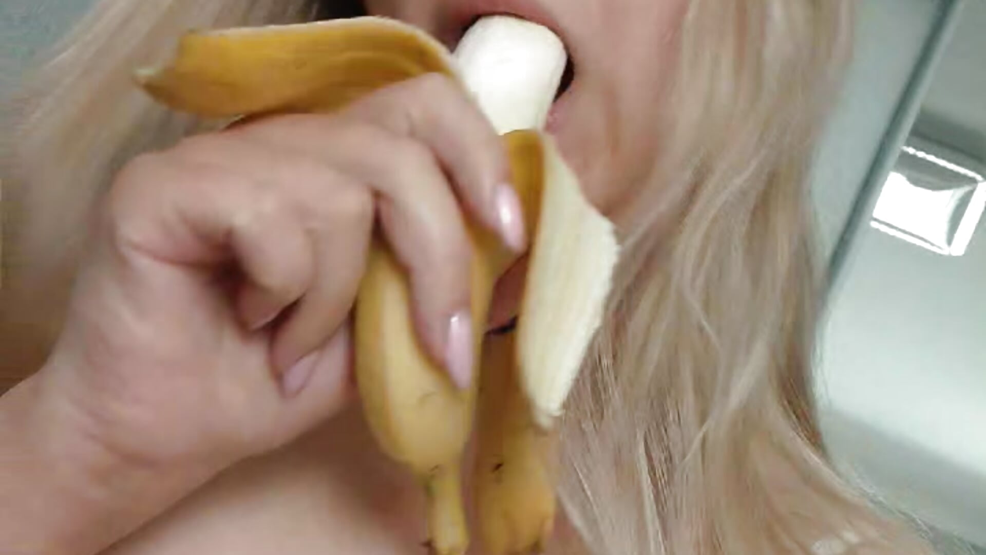 Banana 🍌 - vidéo du modèle de showcams pussyCat_t