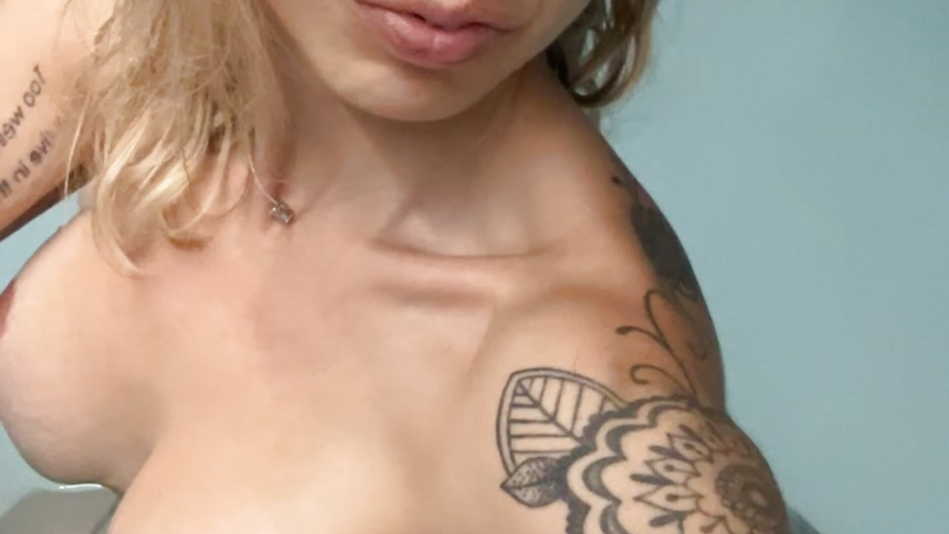 8376DFC1-3F60-460F-8475-2E1E347C7FDA.mp4 - video by Annicam cam model