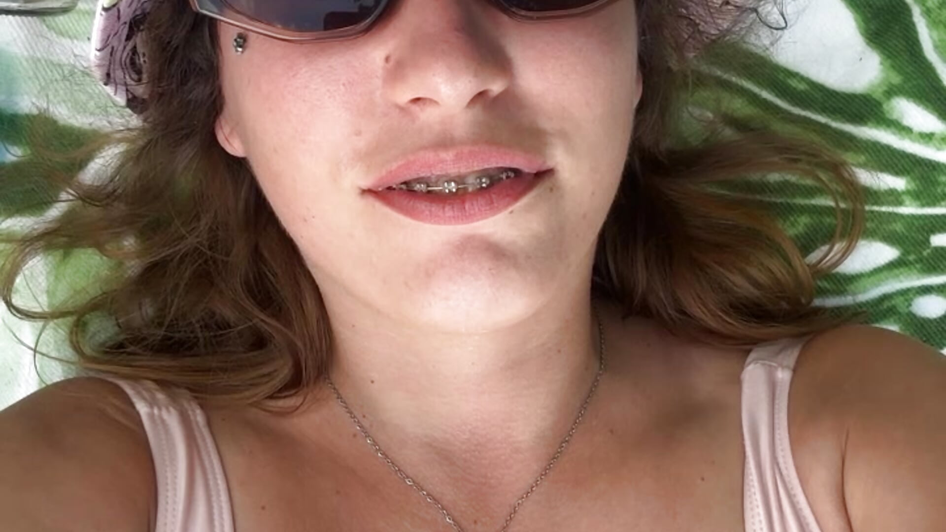 Like eat❤️ - video by Yanacool007 cam model