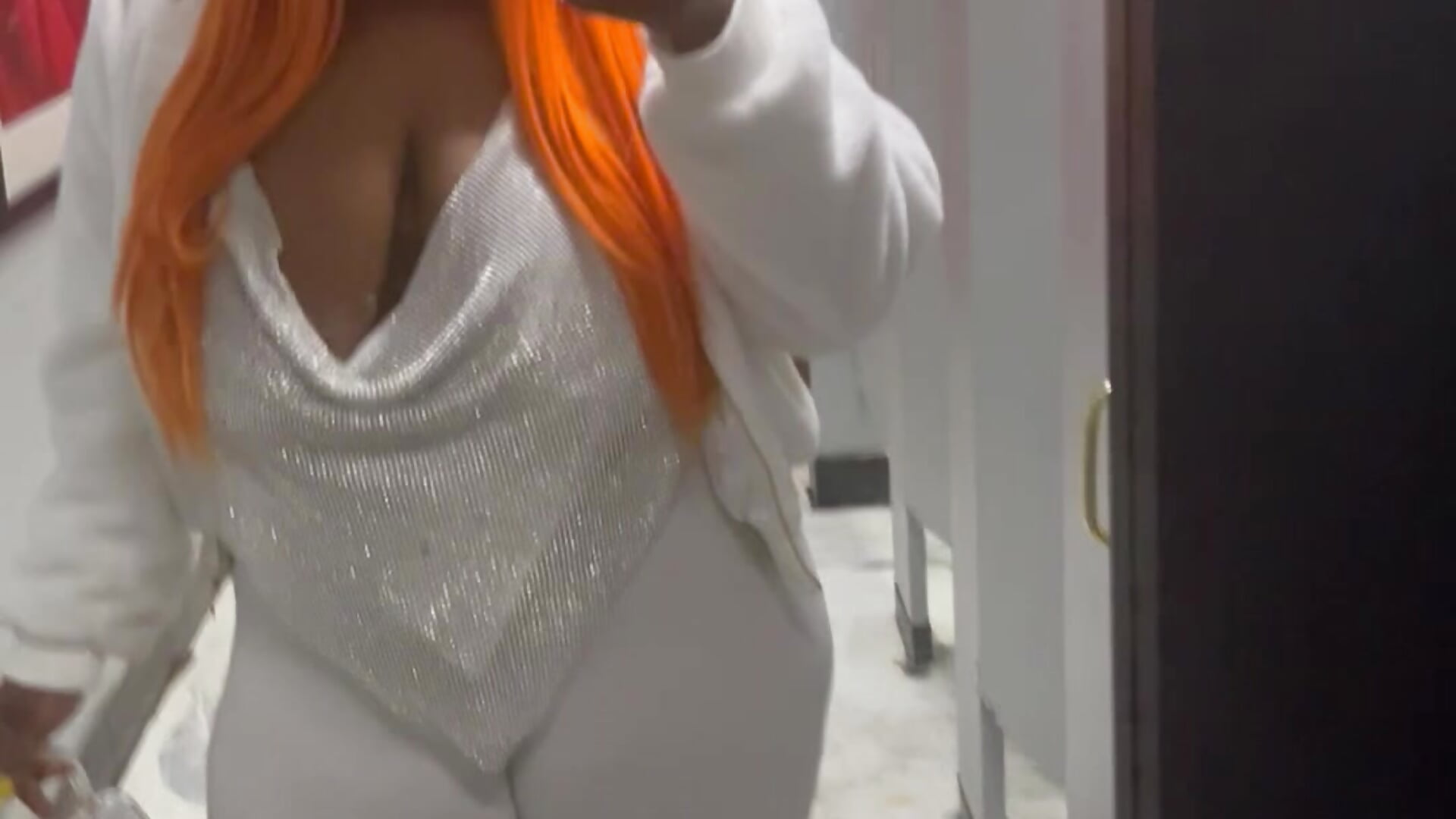 Orange hair don’t care - video oleh model kamera Gripperke00