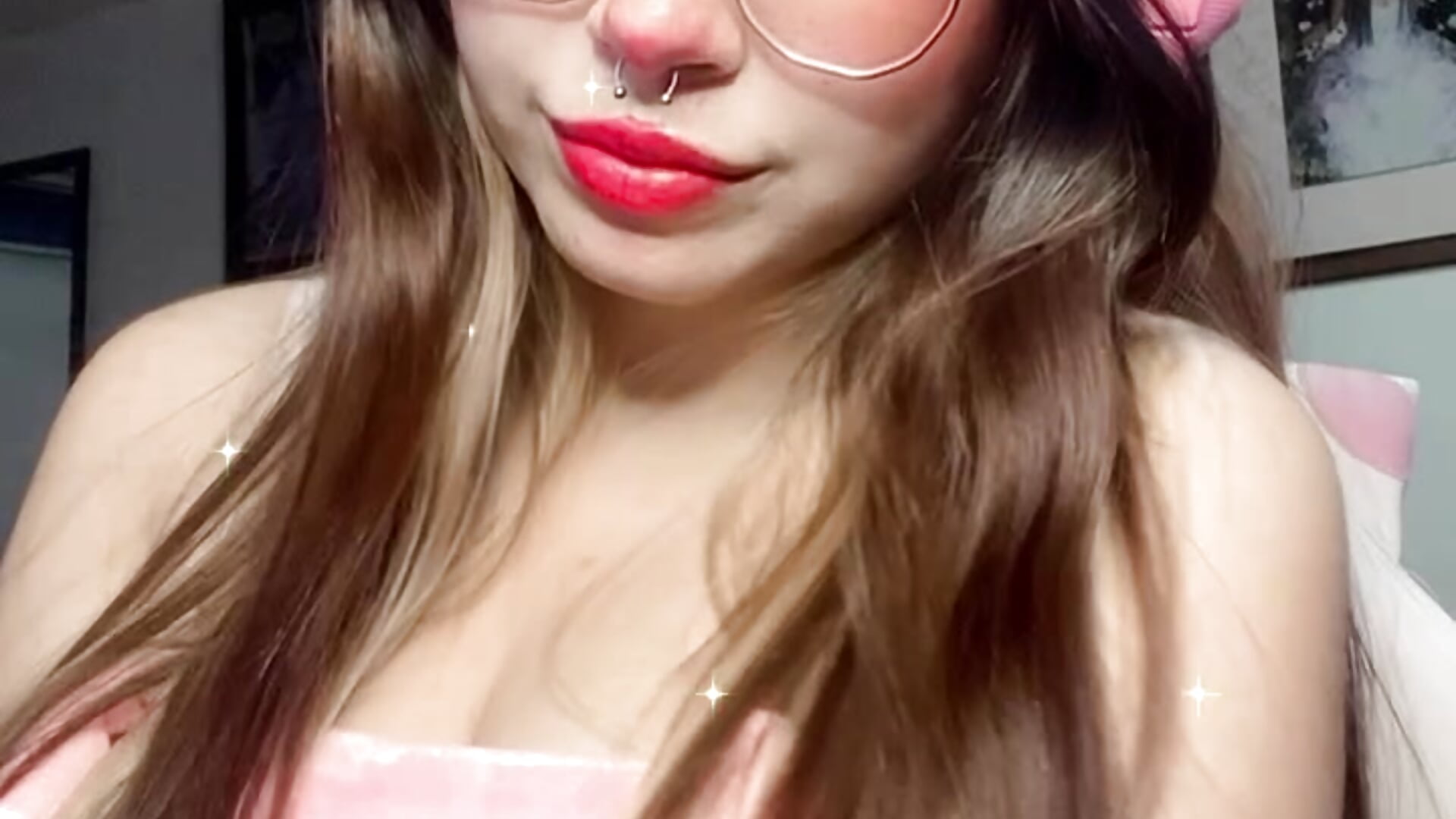 me<3 - video by Ahri_999 cam model