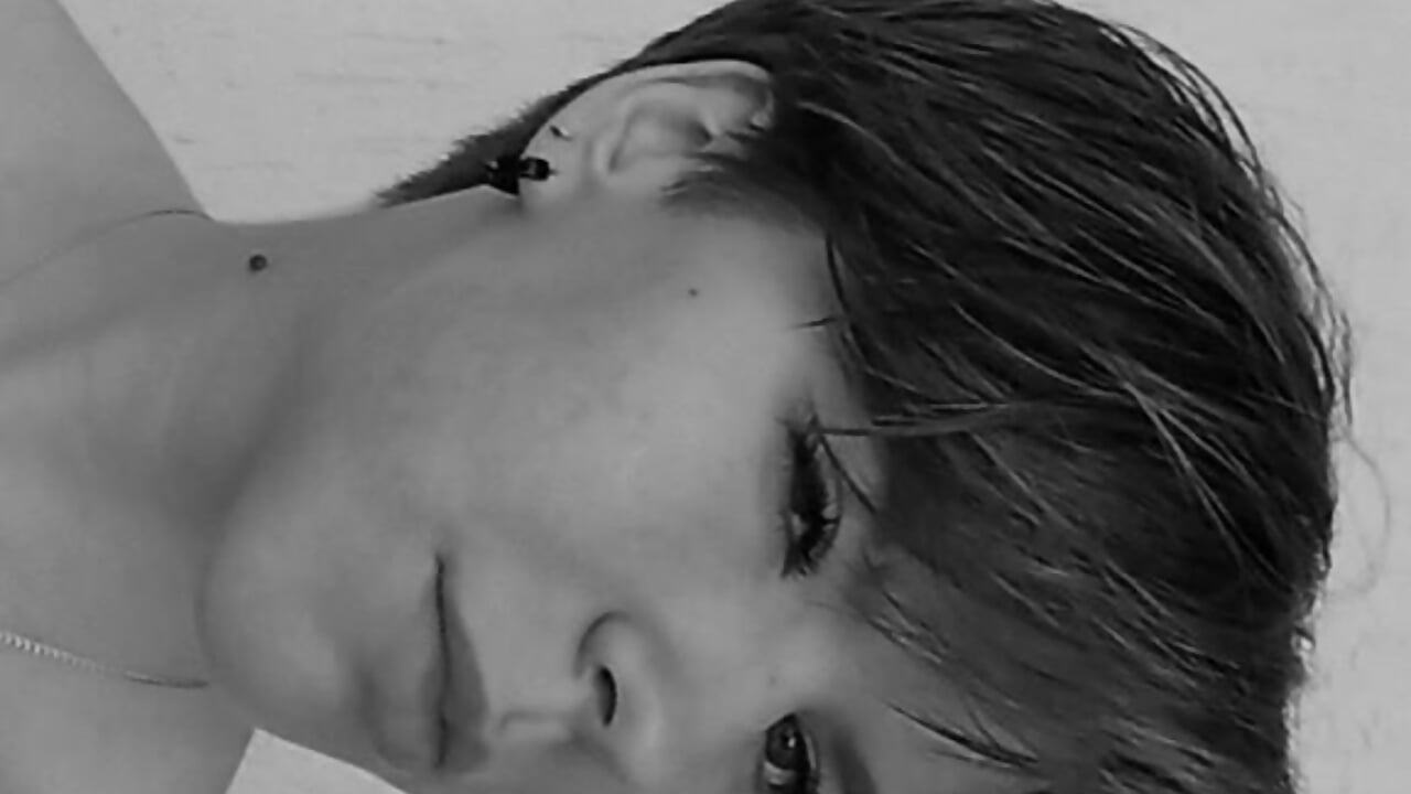 take a moment - video by BerylFane cam model