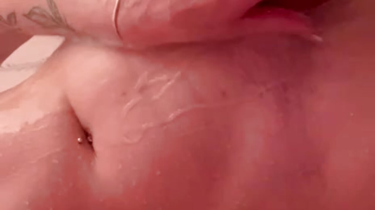 shower show + orgasm - video oleh Tatti-Go kamera model
