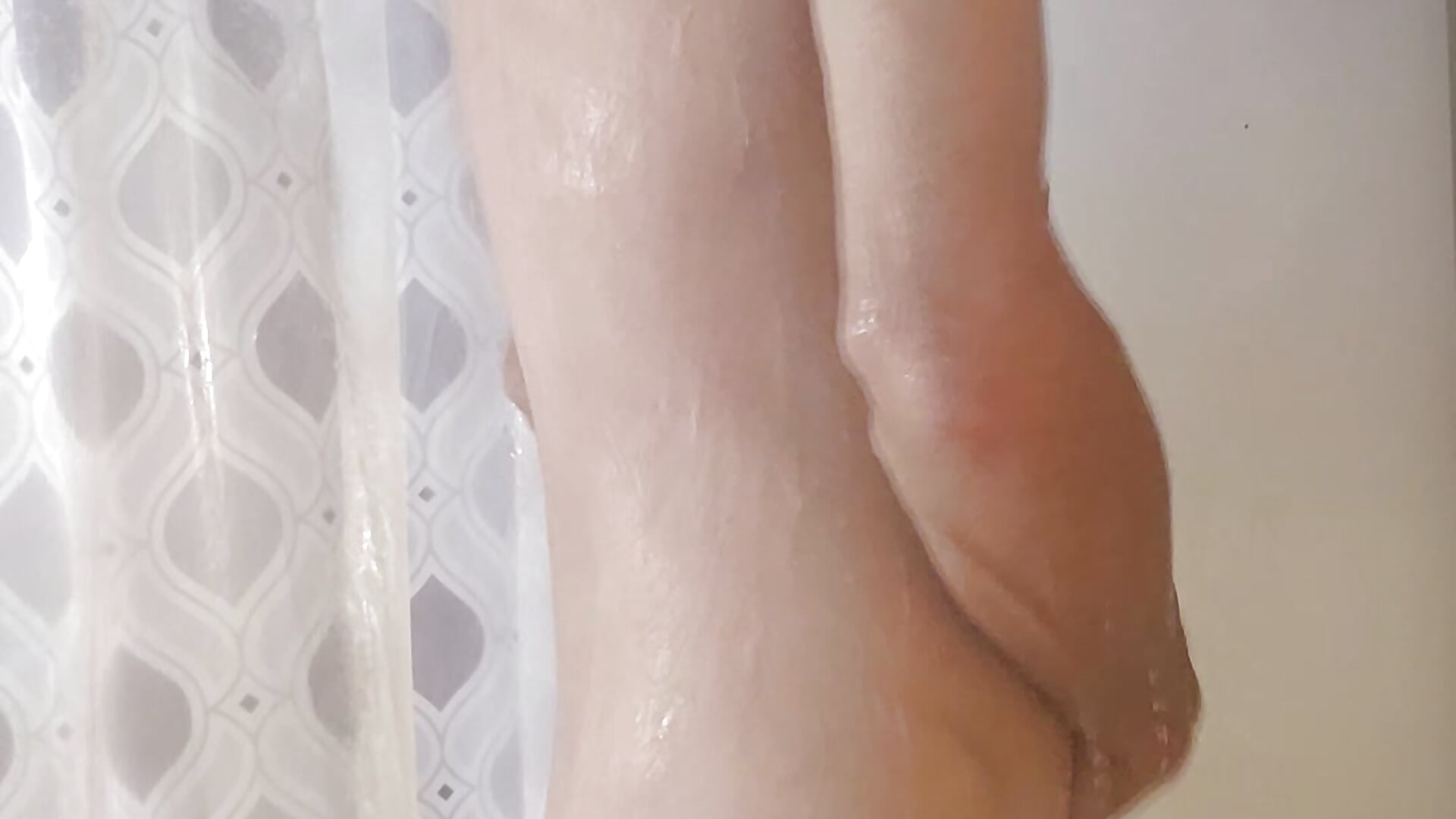 Shower－カメラキャストのcassinova68の動画