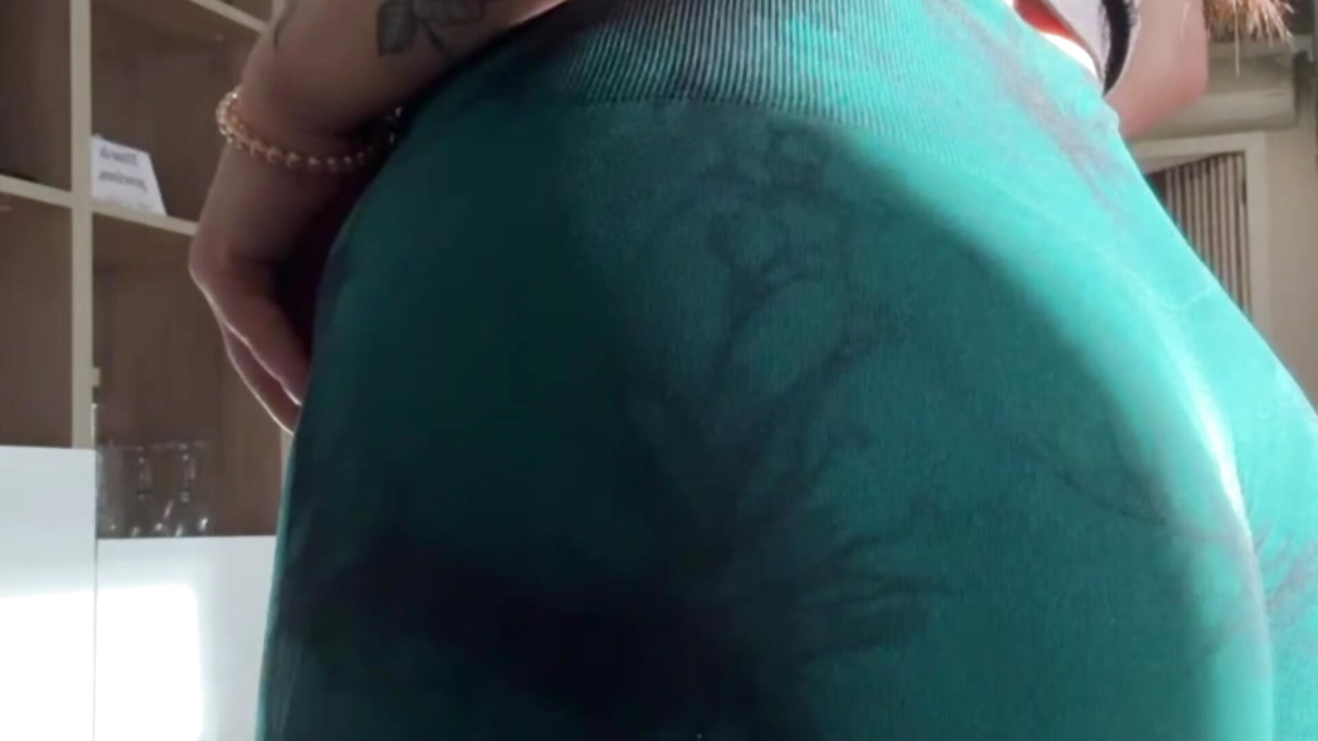 1013(9) - video by Michellekitty cam model