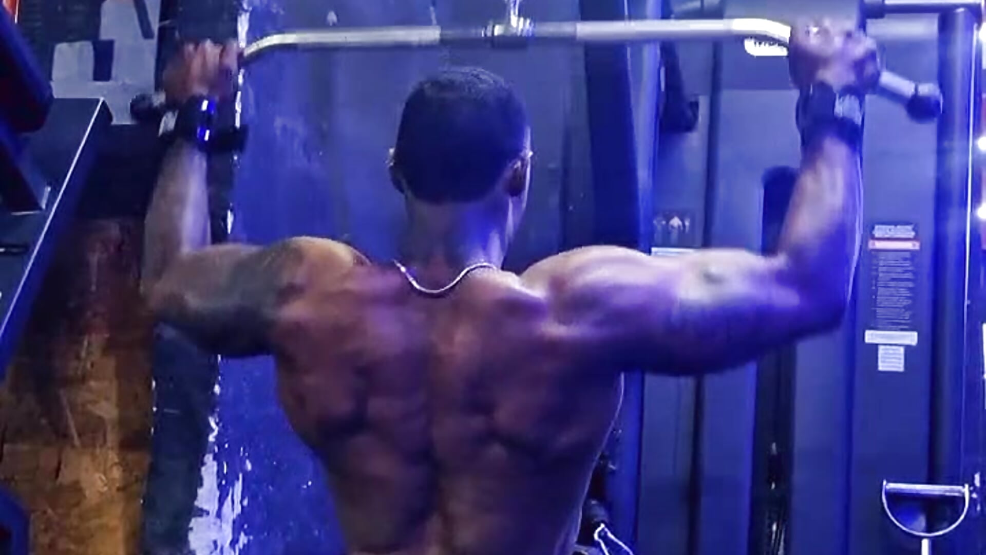 Fit Gym - vidéo du modèle de showcams Joseph_Fit97