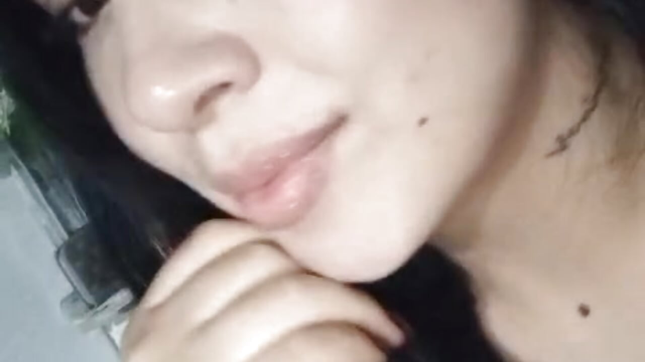 cute - video by brianaGuzman cam model