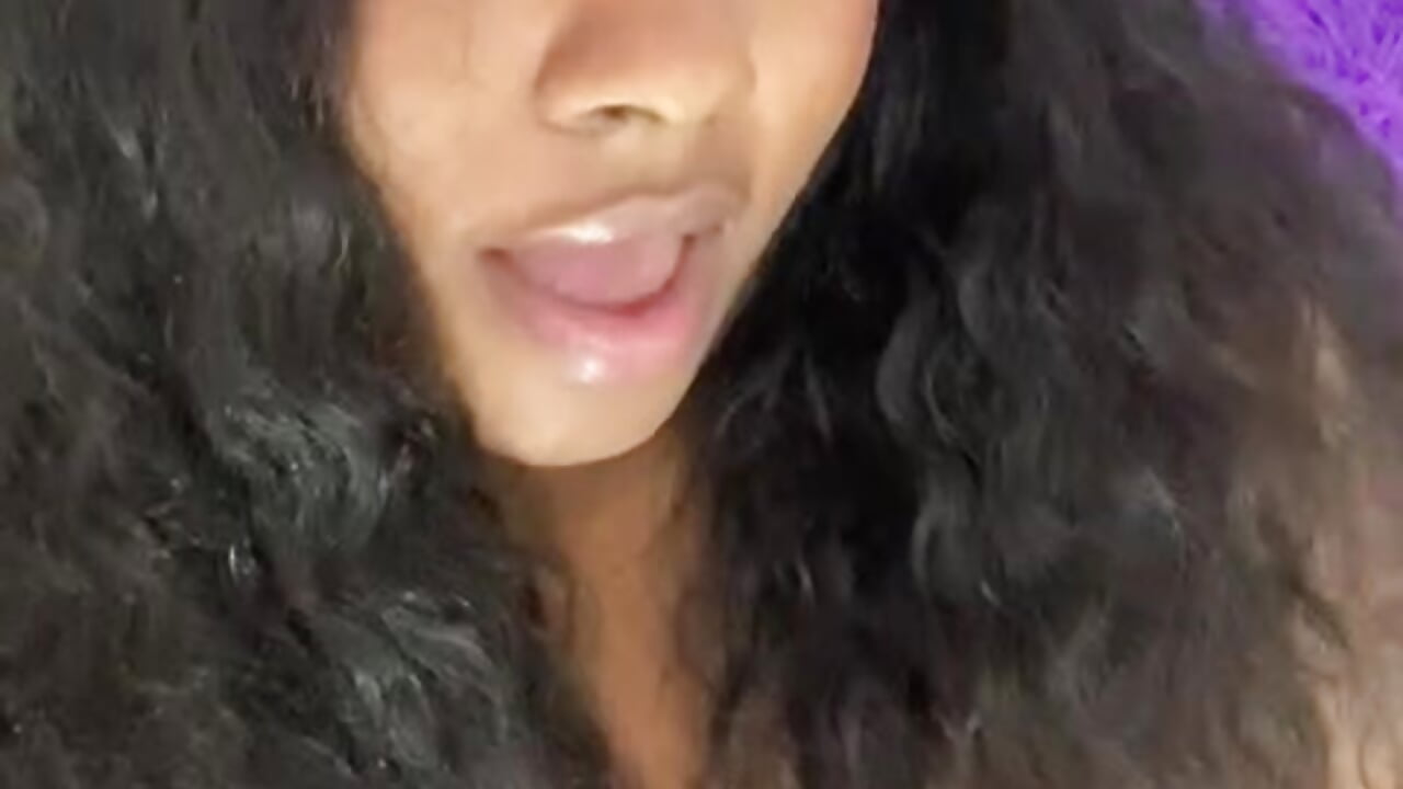 Hiii I'm Mara - MARA_THOMPSONN 캠 모델의 동영상