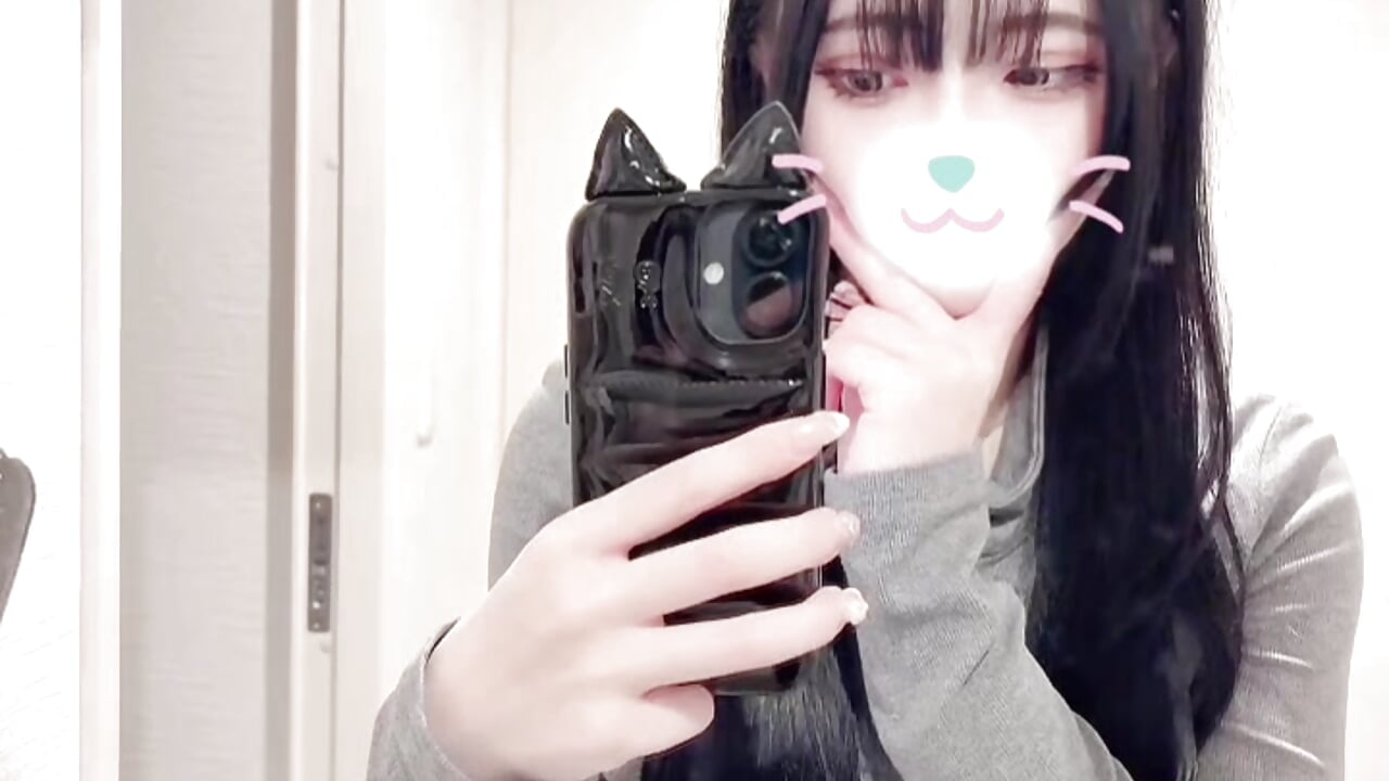 自撮りここねちゃん😺 – video od webkamerové modelky KOKONE-chan