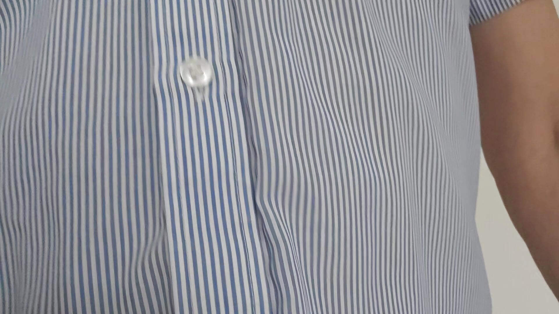 Shirt down... - video by MarcusMaxx cam model